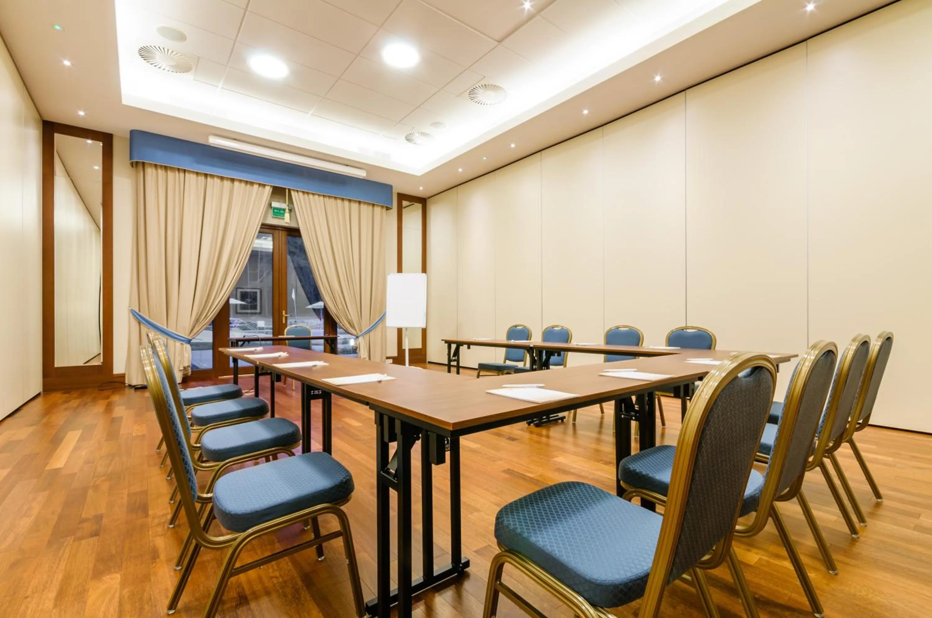 Meeting/conference room in Park Rekreacyjno-Biznesowy Las Woda