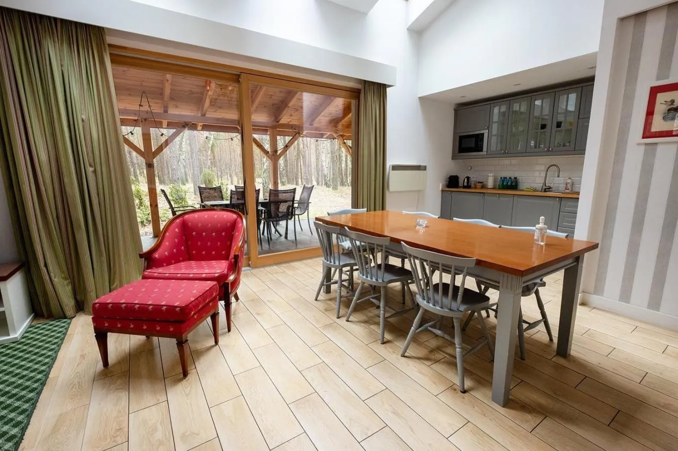 Property building in Park Rekreacyjno-Biznesowy Las Woda