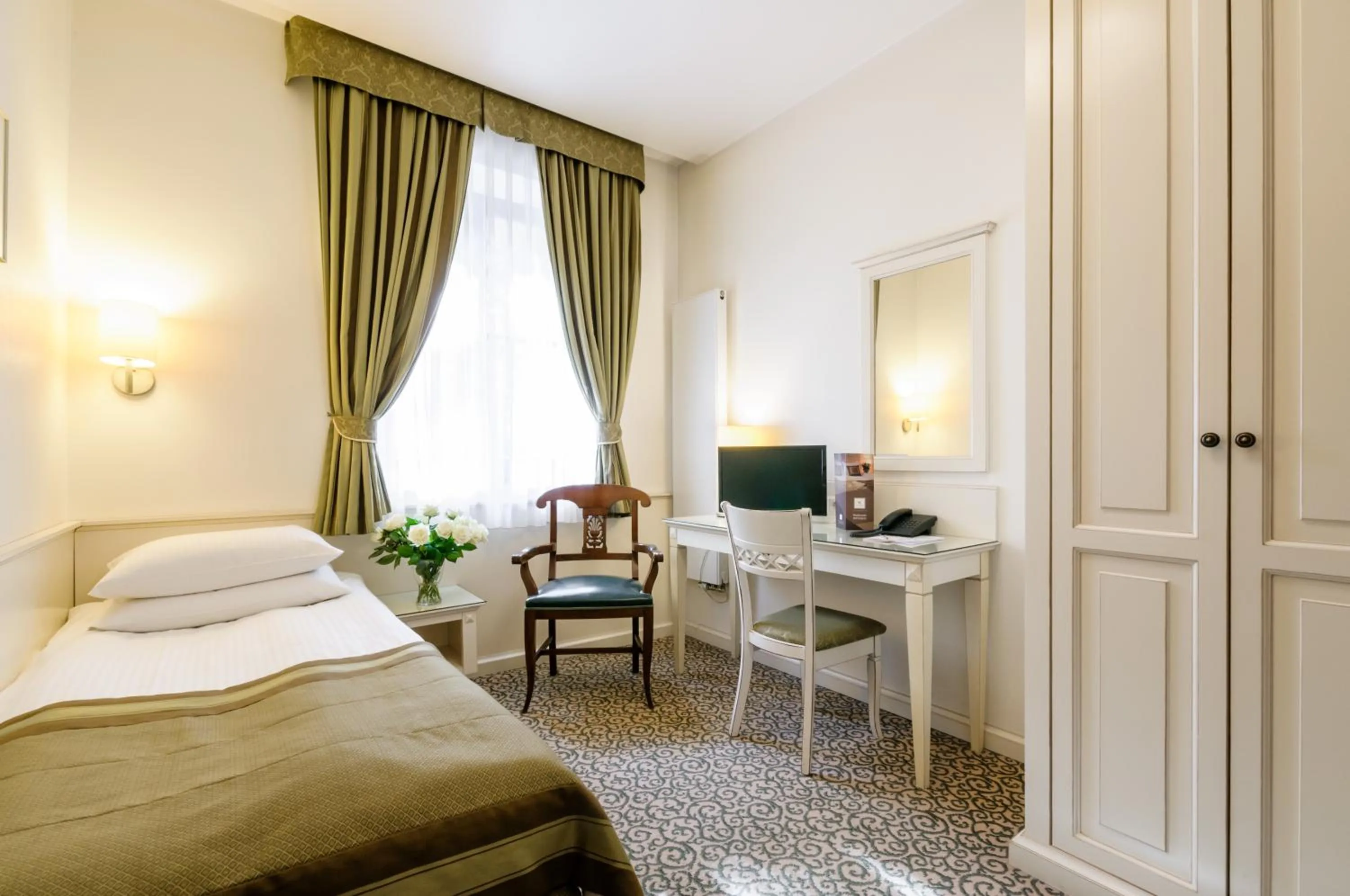 Bedroom, Bed in Park Rekreacyjno-Biznesowy Las Woda