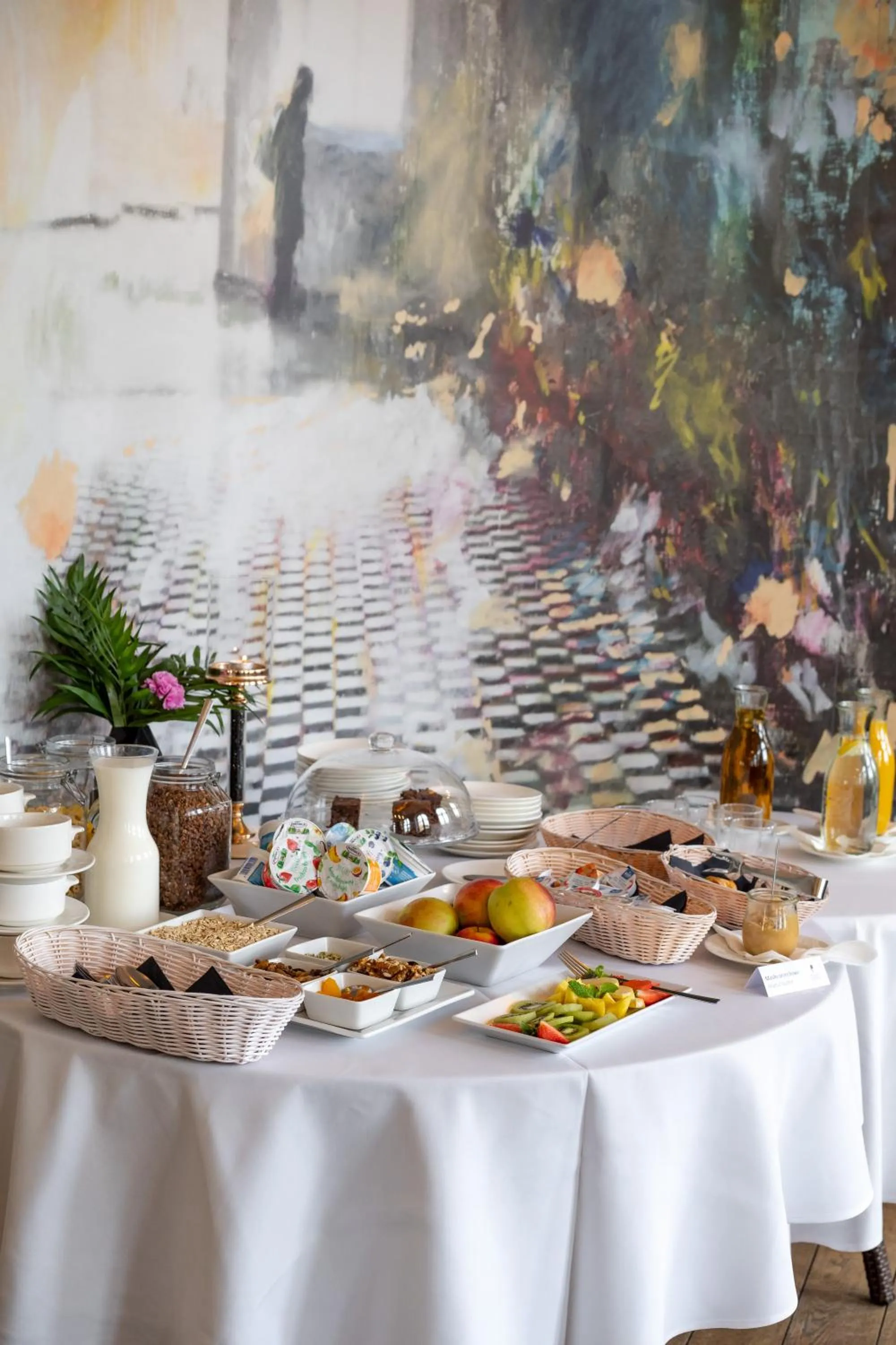 Restaurant/places to eat in Hotel Wileński