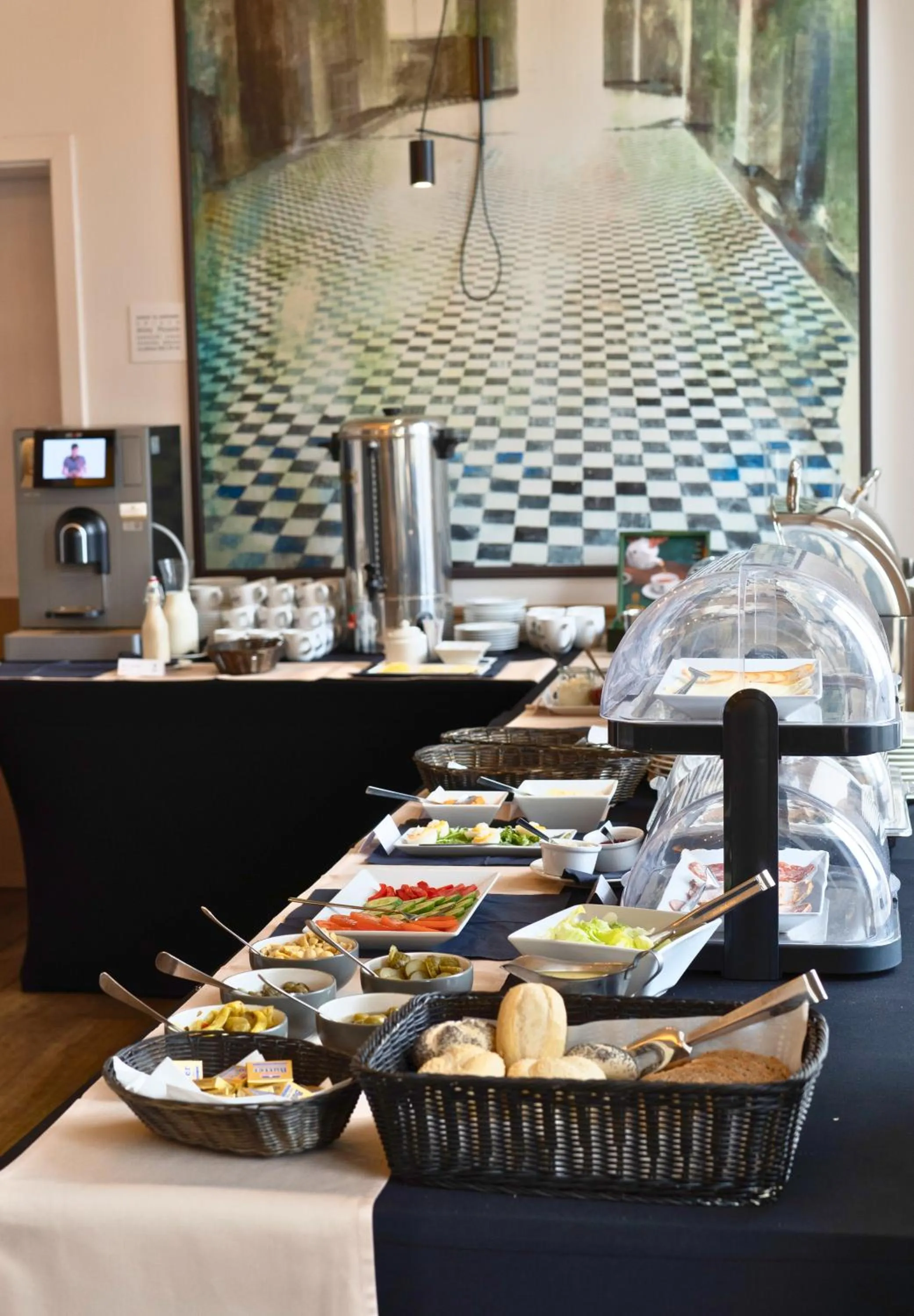 Restaurant/places to eat in Hotel Wileński