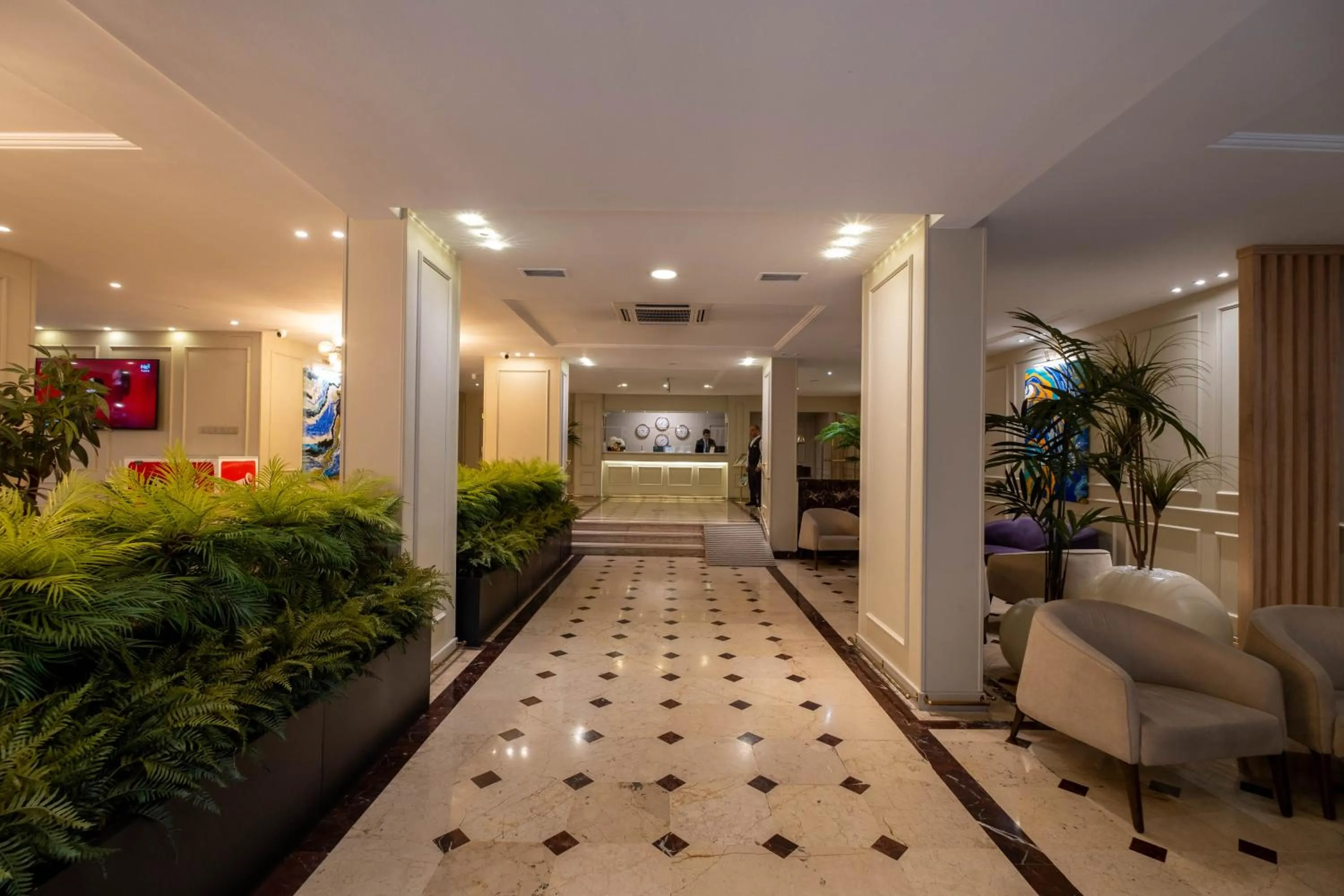Lobby or reception in Berr Hotel
