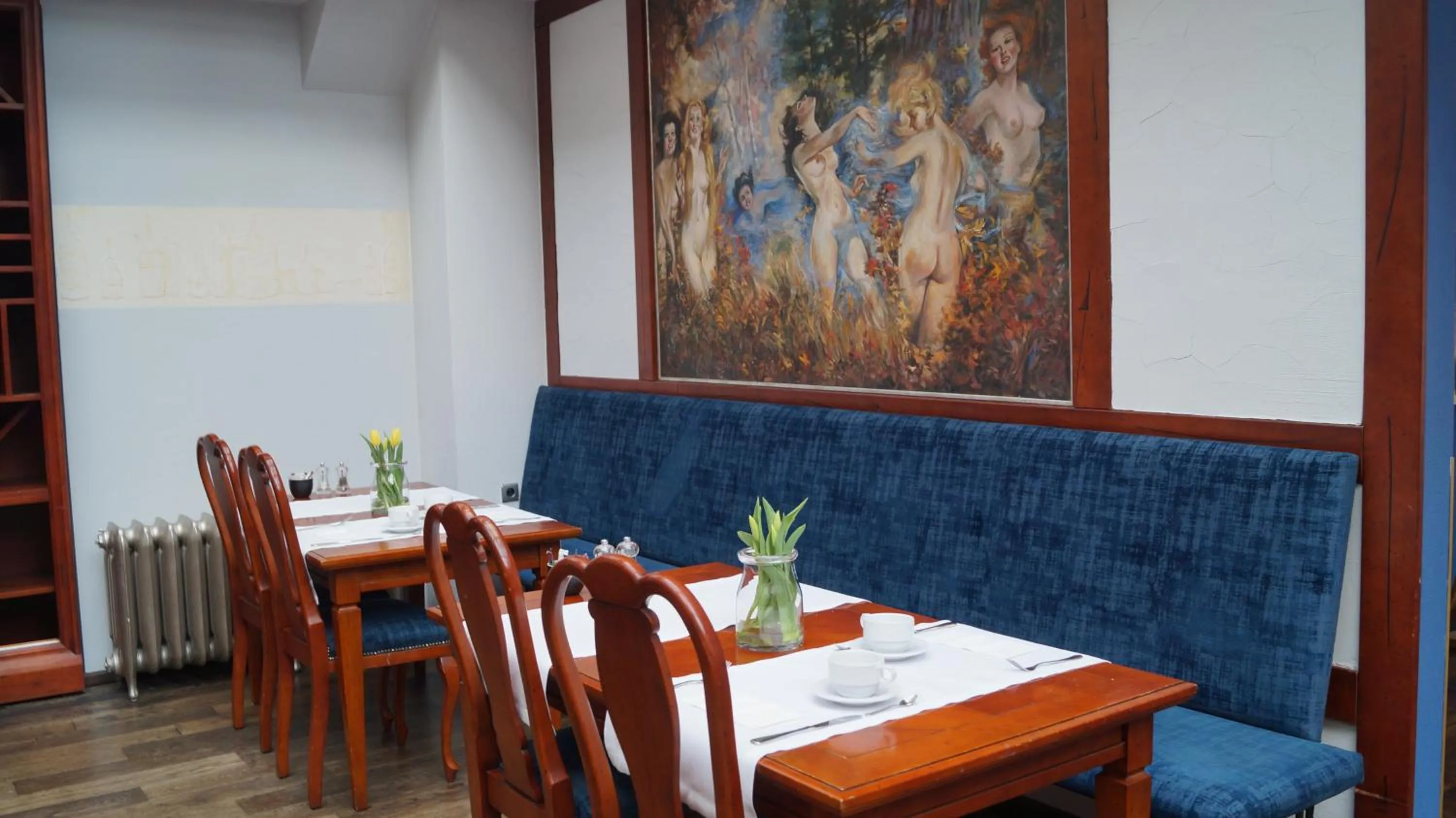 Restaurant/places to eat in Hotel Rejs