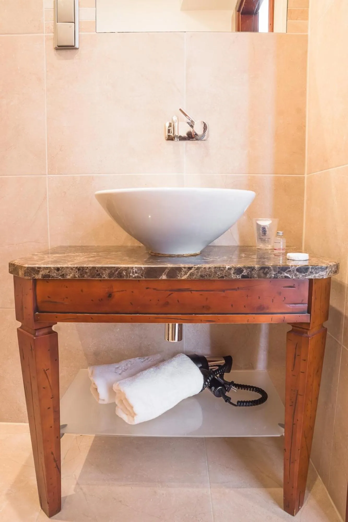 Toilet in Hotel Rejs