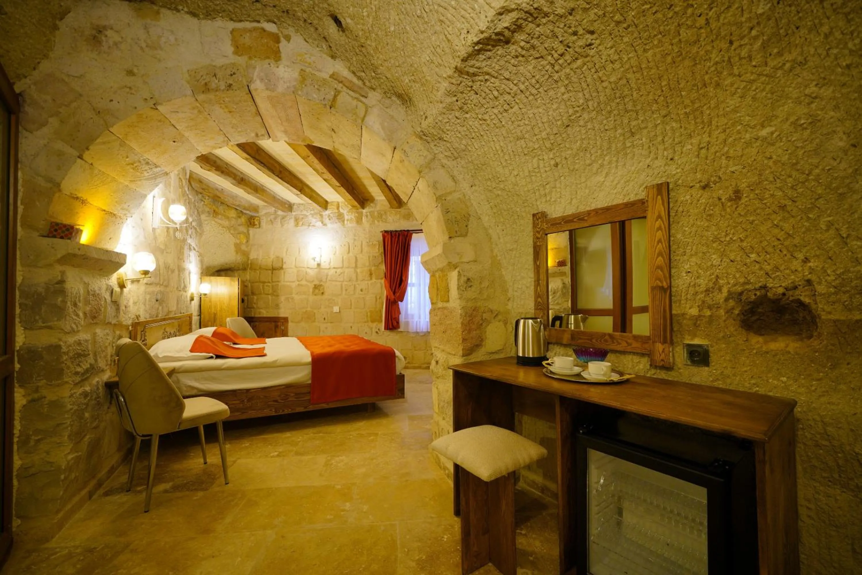 Bed in Vezir Cave Suites