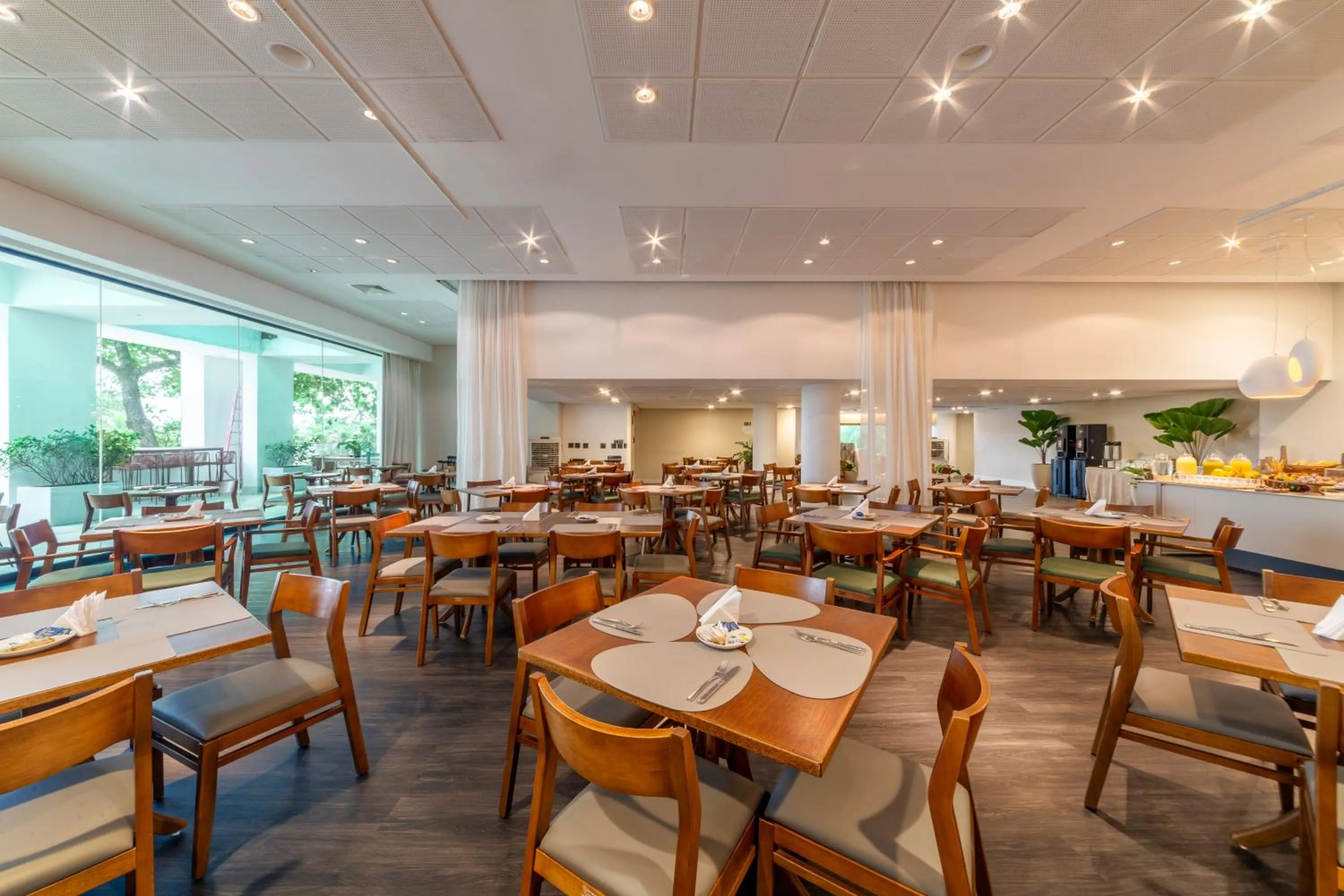 Restaurant/places to eat in Lifestyle Laghetto Collection