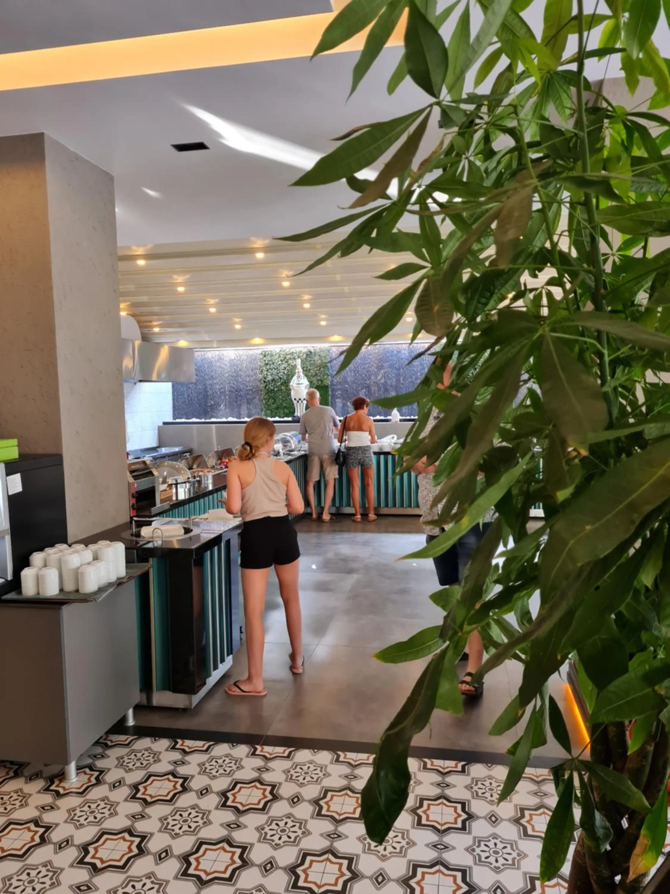 Buffet breakfast in May Flower Apart Hotel