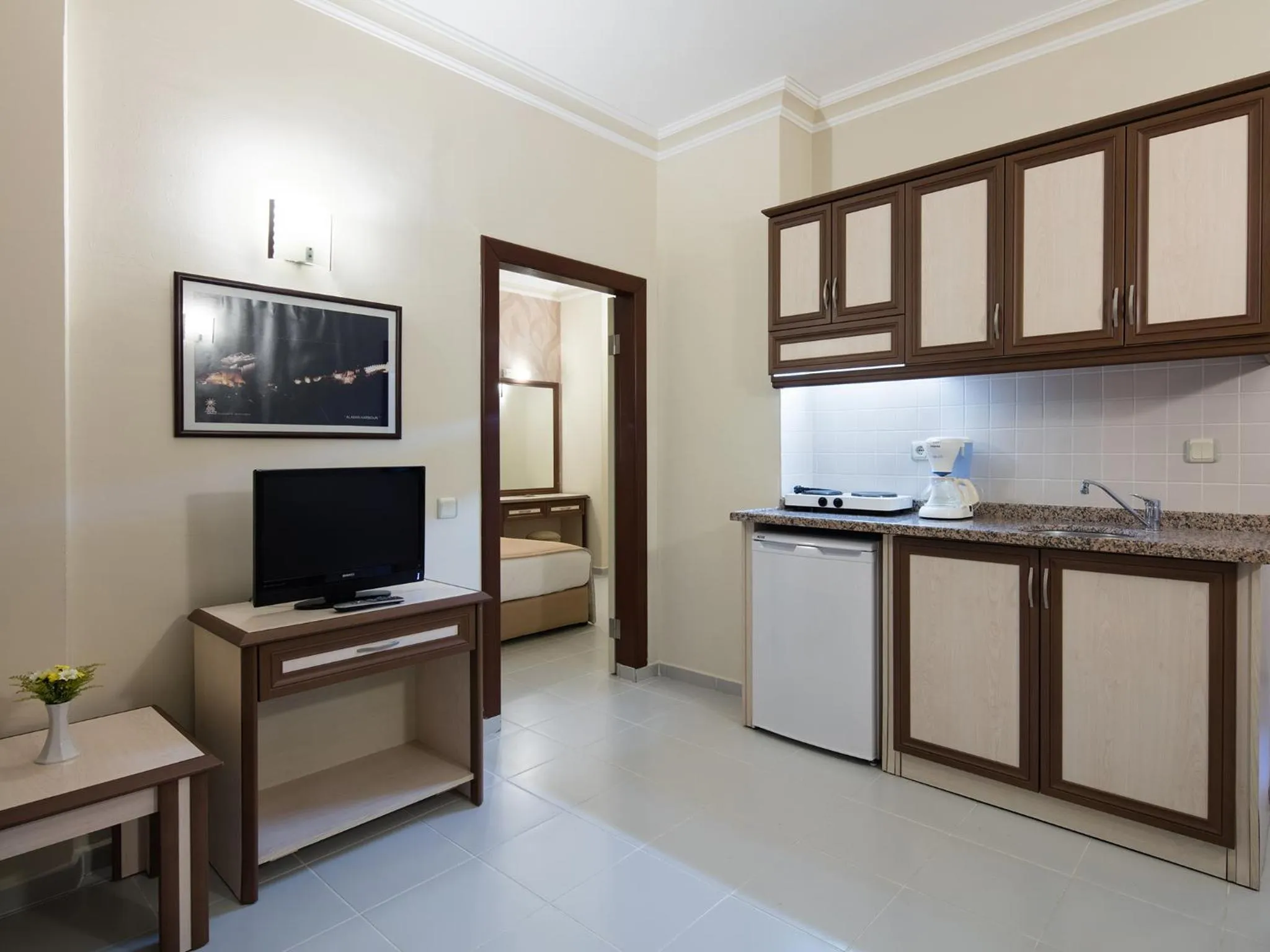 Kitchen or kitchenette in May Flower Apart Hotel