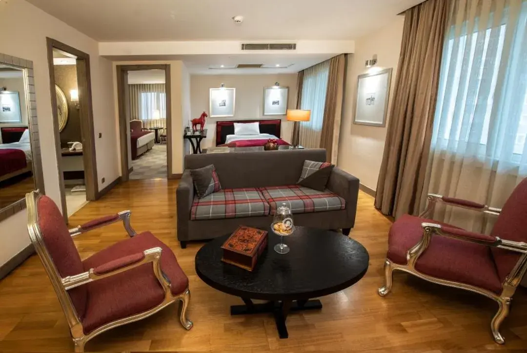 Suite in Agaoğlu My City Hotel Istanbul Suite in Agaoğlu My City Hotel Istanbul