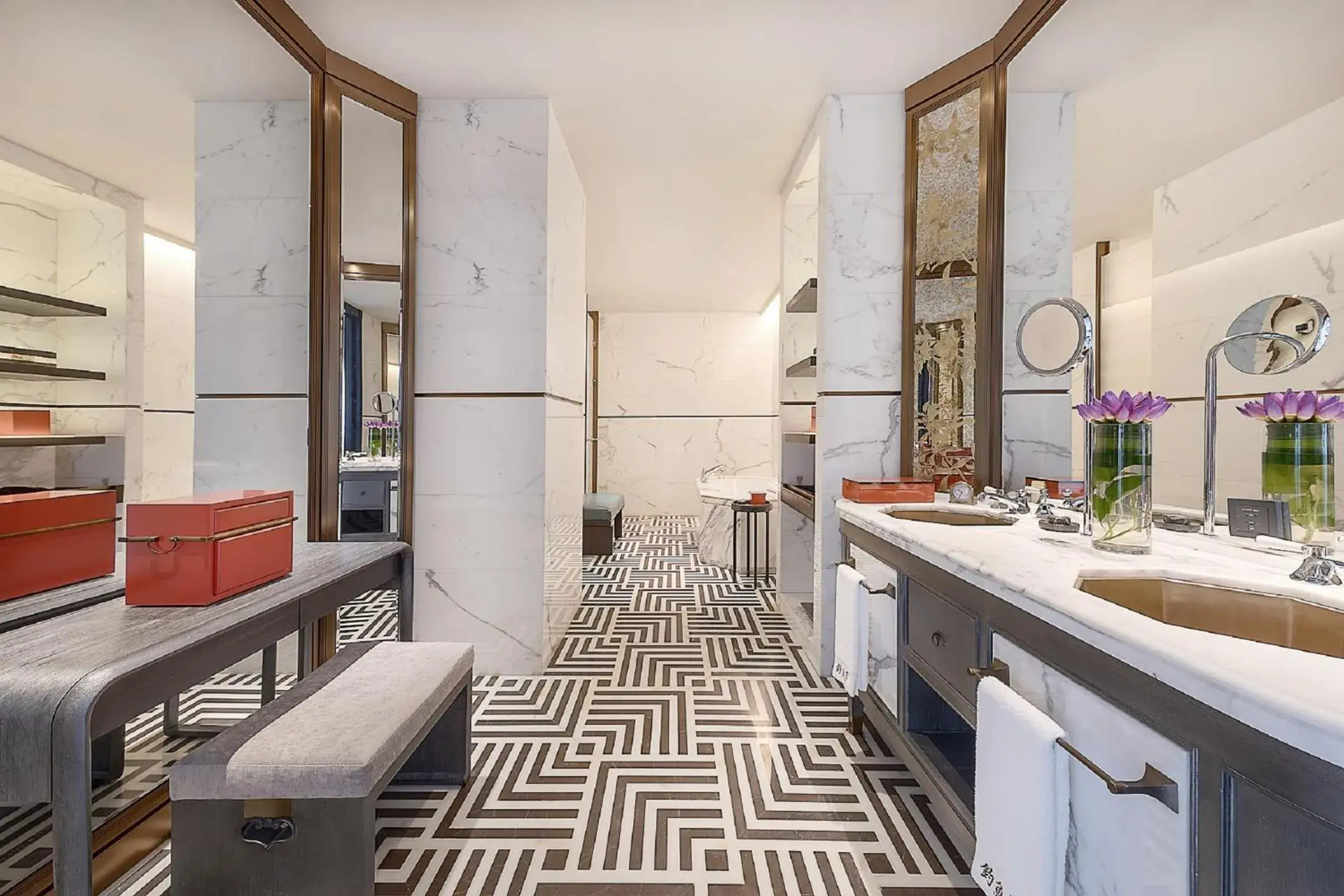 Bathroom in JiuTai Hotel Hangzhou Bathroom in JiuTai Hotel Hangzhou