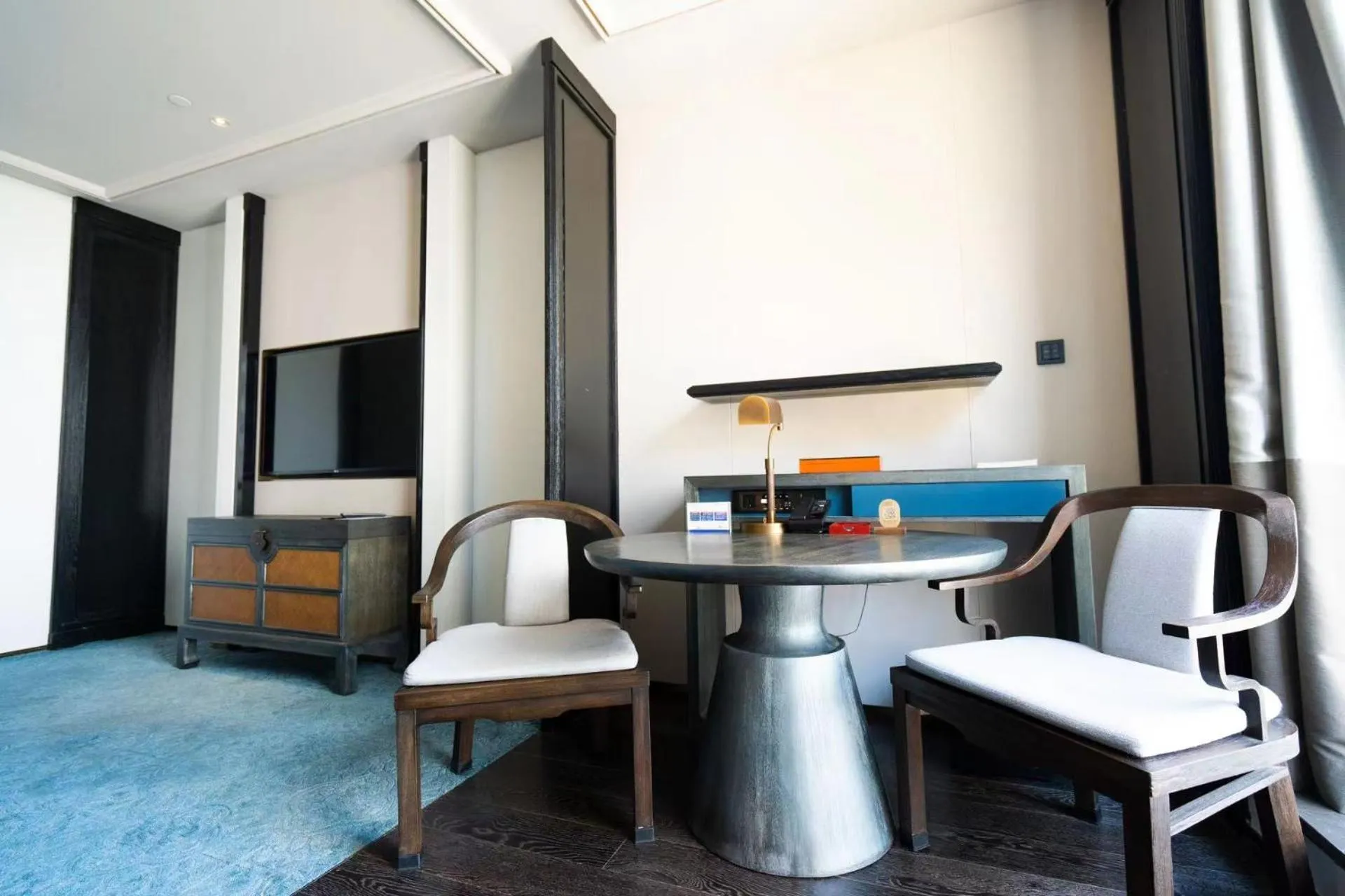 Bed in JiuTai Hotel Hangzhou