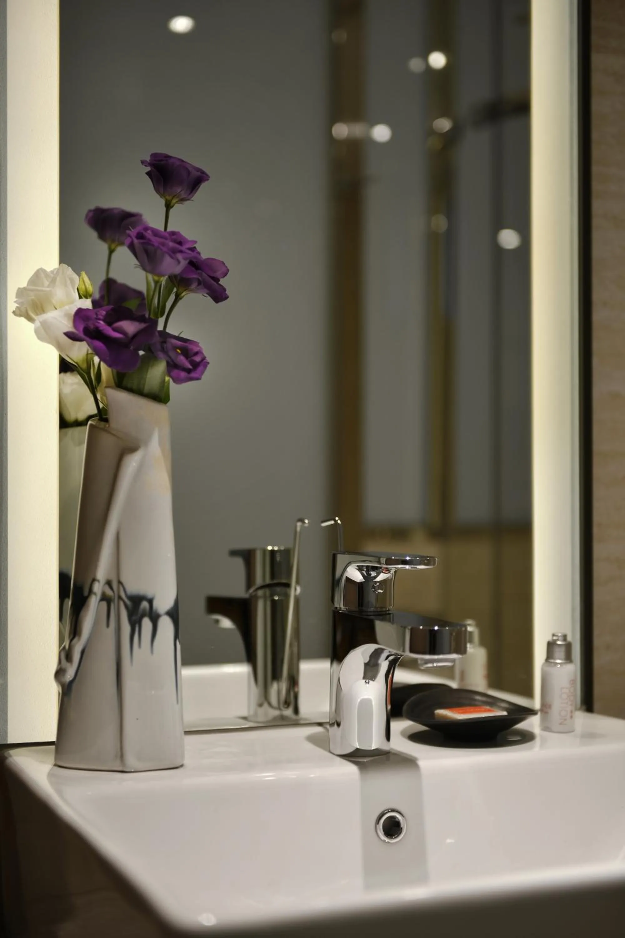 Bathroom in City Place Hotel