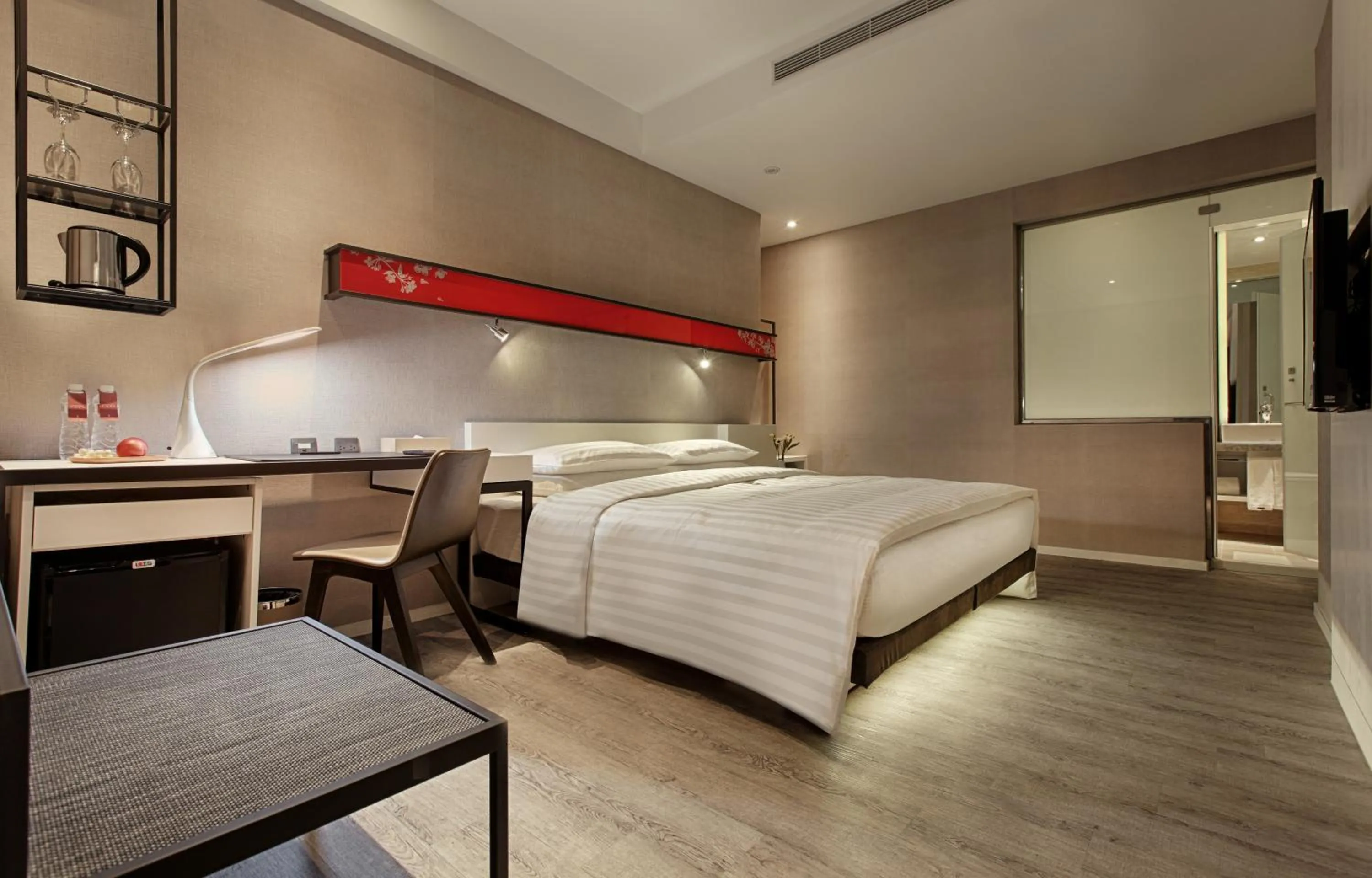 Photo of the whole room, Bed in City Place Hotel