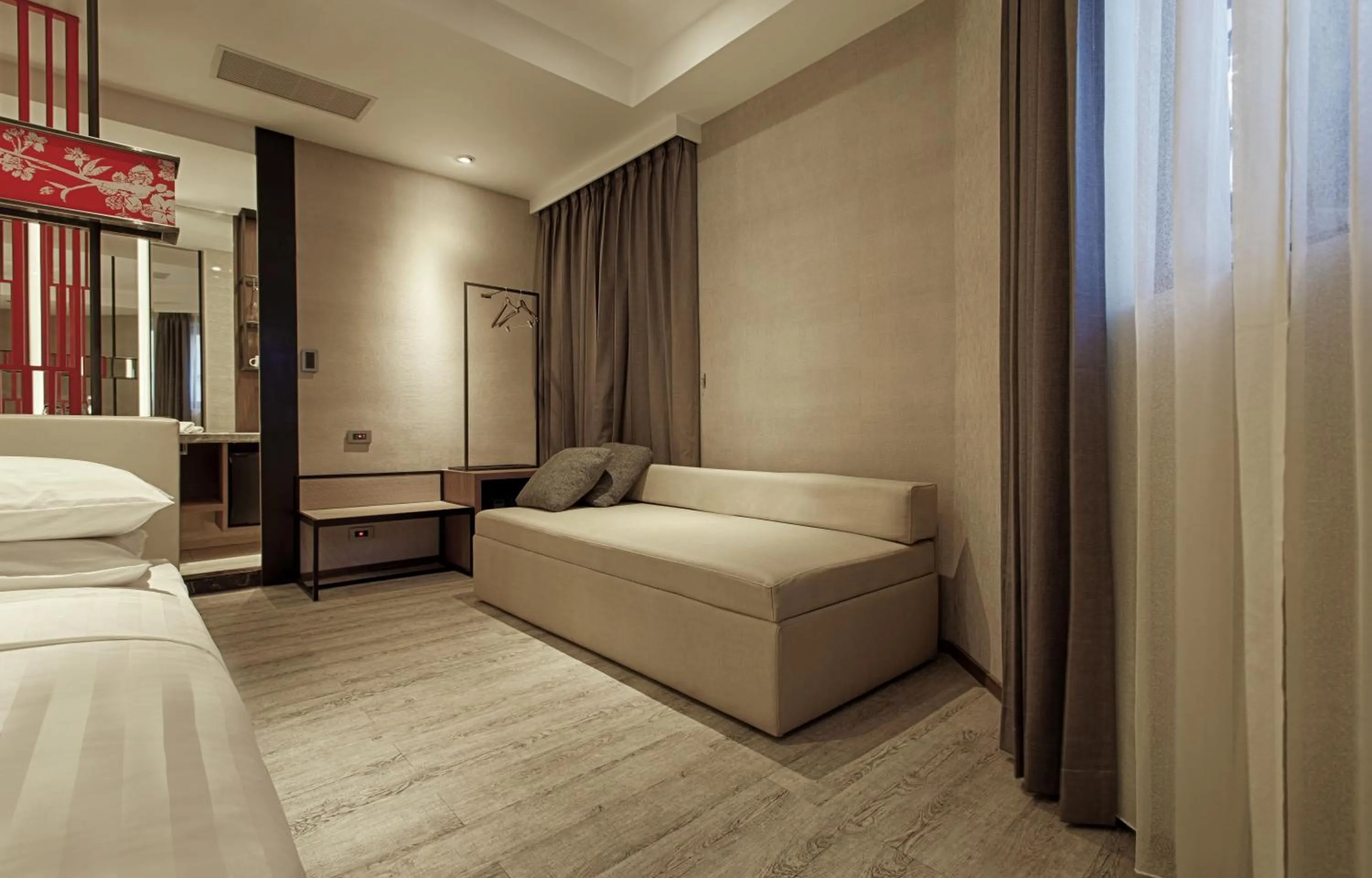 Photo of the whole room, Bed in City Place Hotel