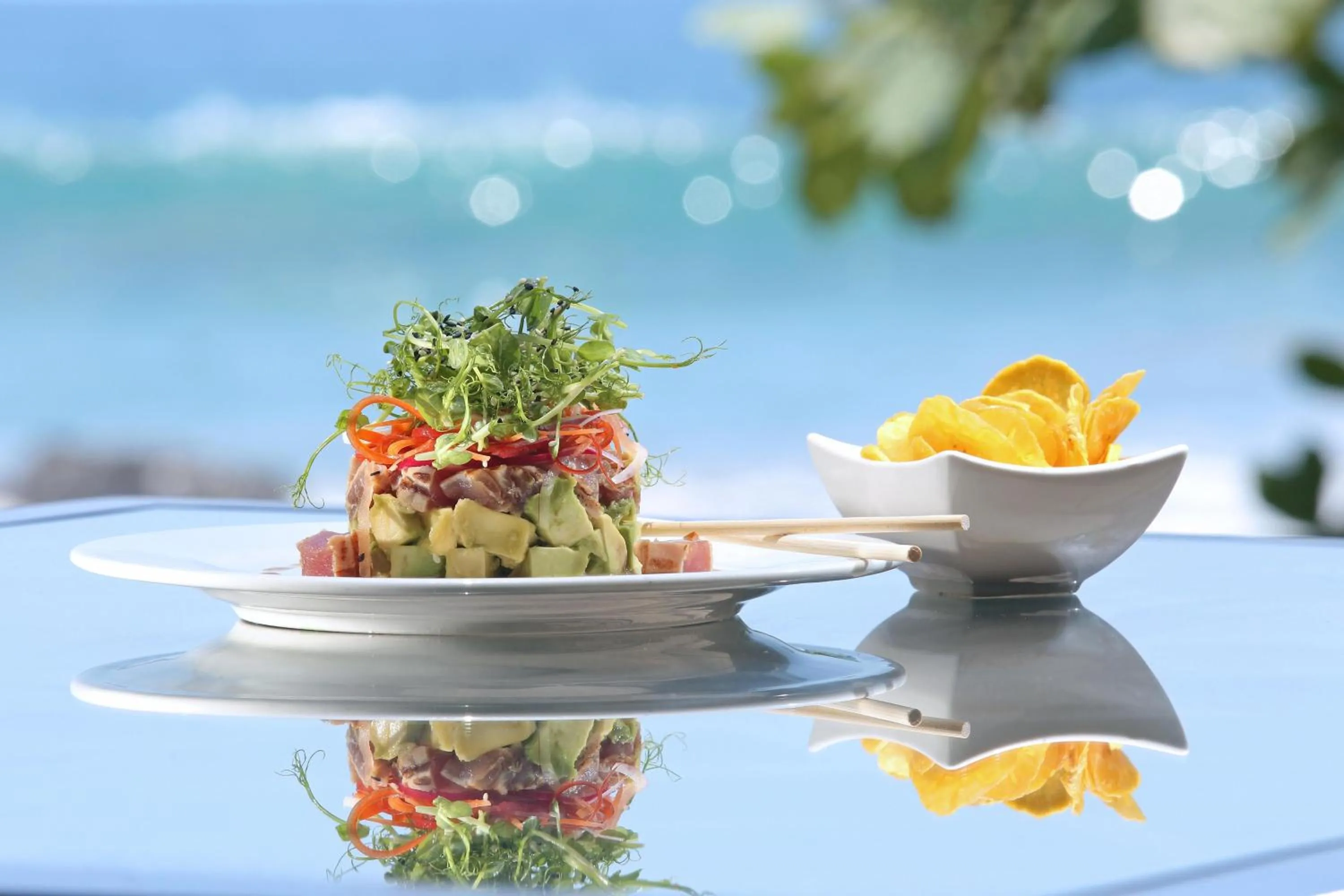 Restaurant/places to eat in Arenas Del Mar Beachfront & Rainforest Resort Member of the Cayuga Collection