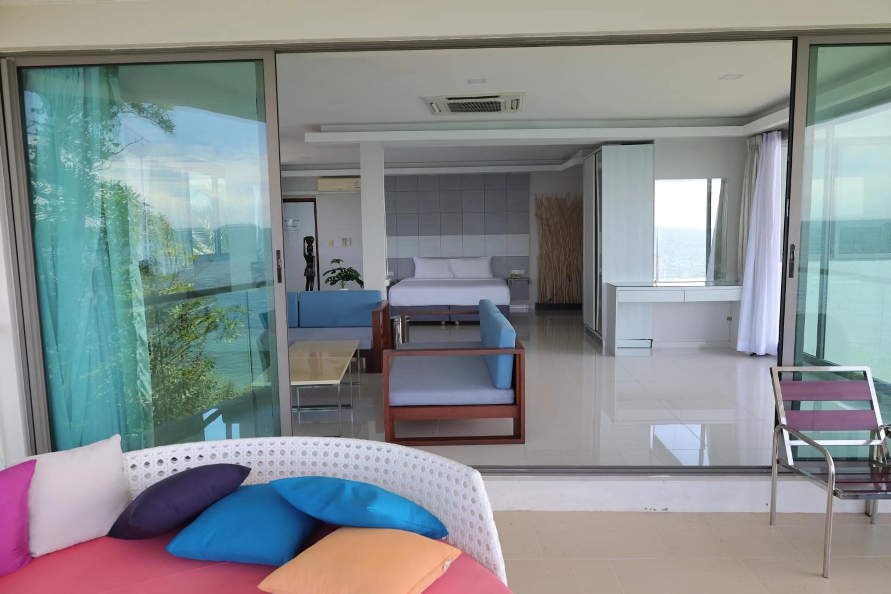 Bed in Sunset Beach Hotel - Adults Only