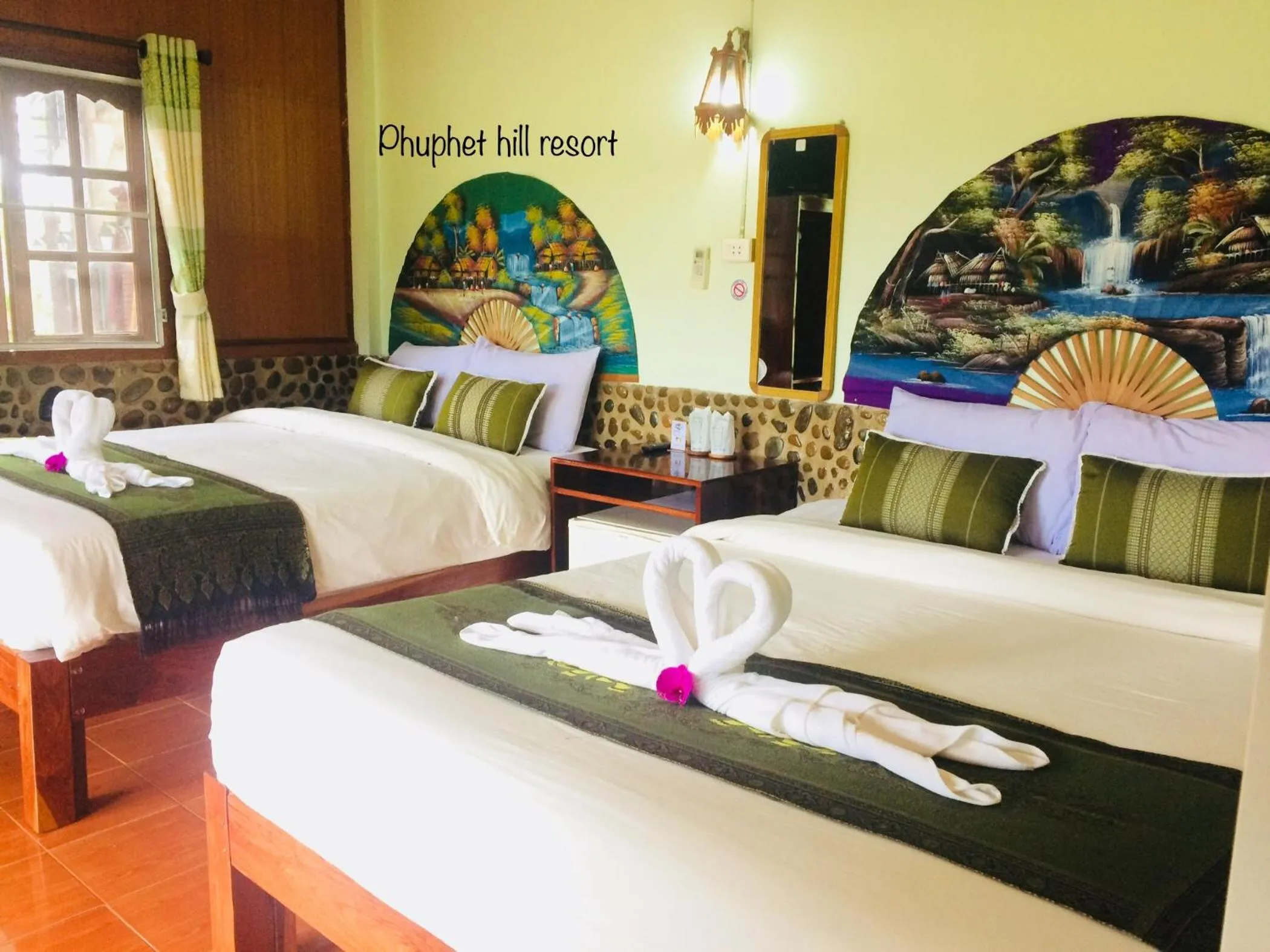 Bed in Phuphet Hill Resort