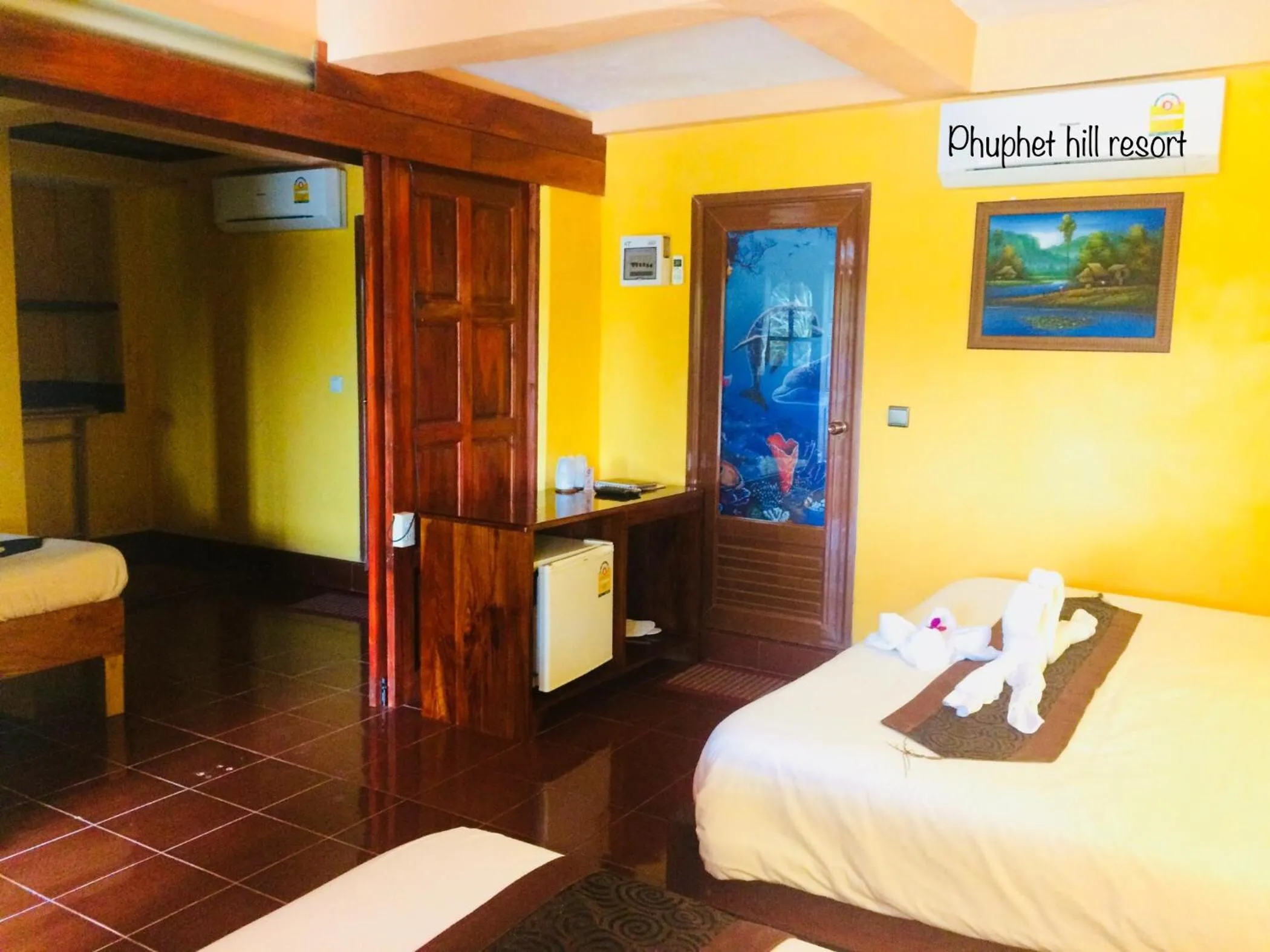 Bed in Phuphet Hill Resort