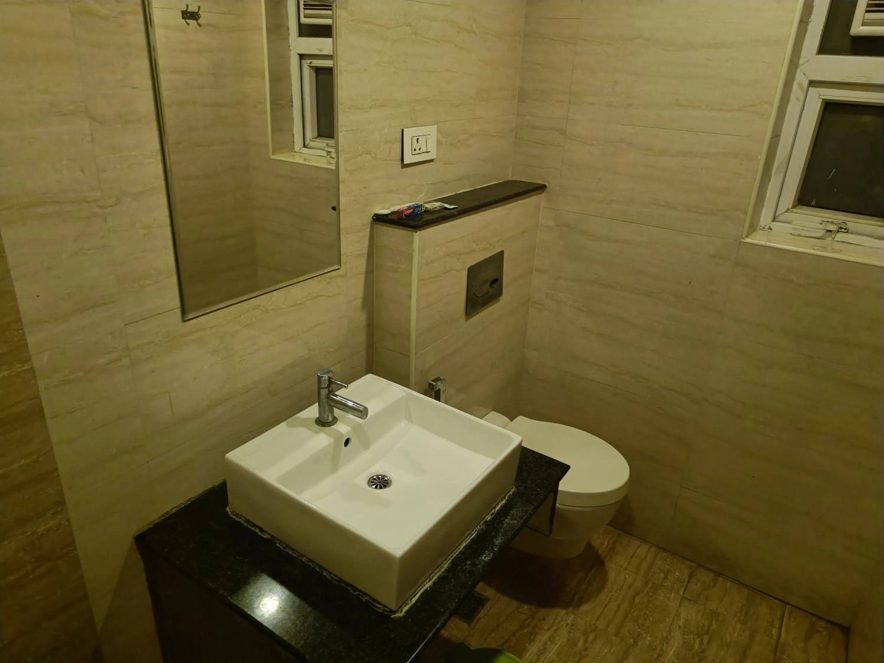 Toilet in The Kings Park Residency