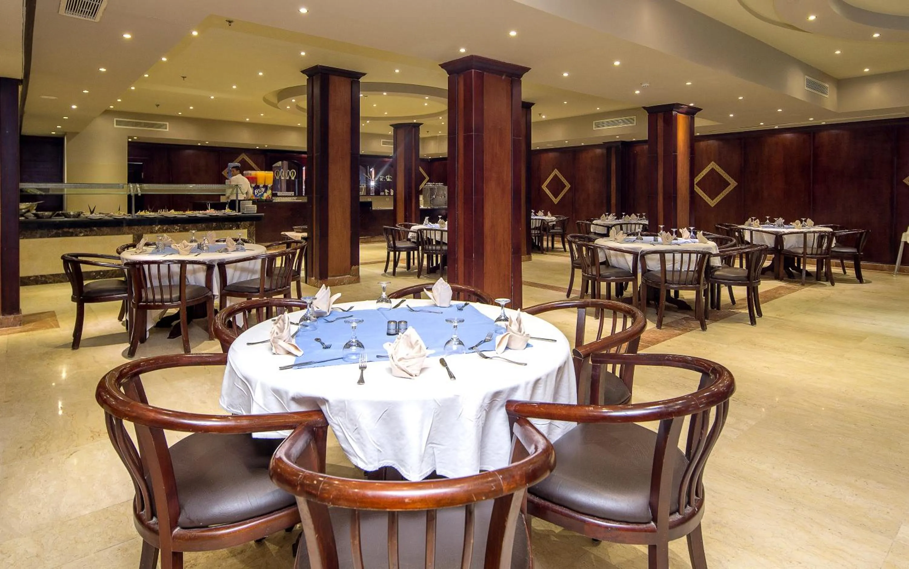 Restaurant/Places to Eat in Hawaii Caesar Palace Aqua Park - Families and Couples Only