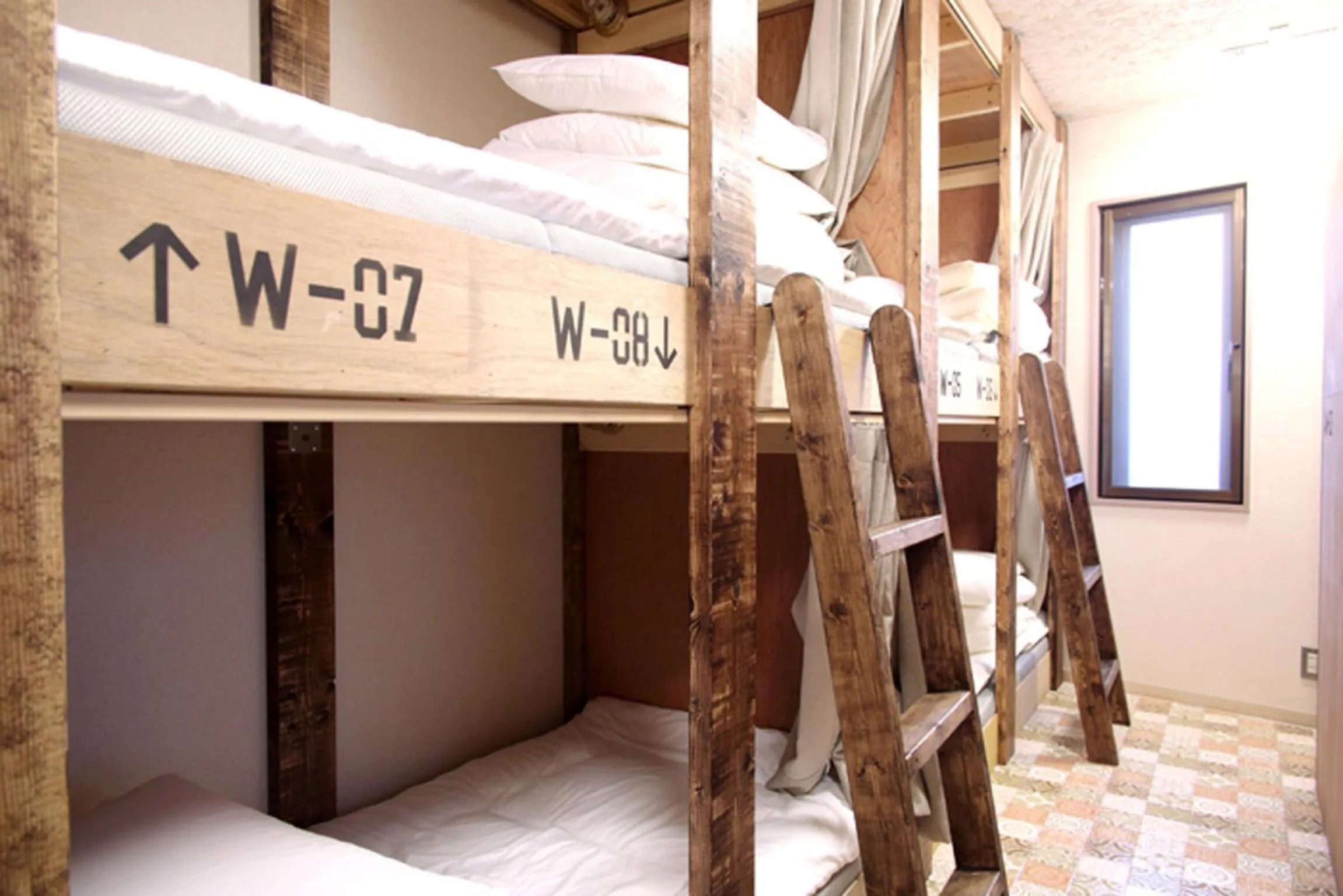 bunk bed, Bed in Good Diner Inn Copain