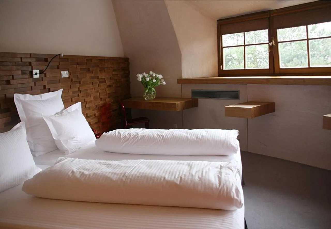 Bed in HOT_elarnia Hotel & Spa