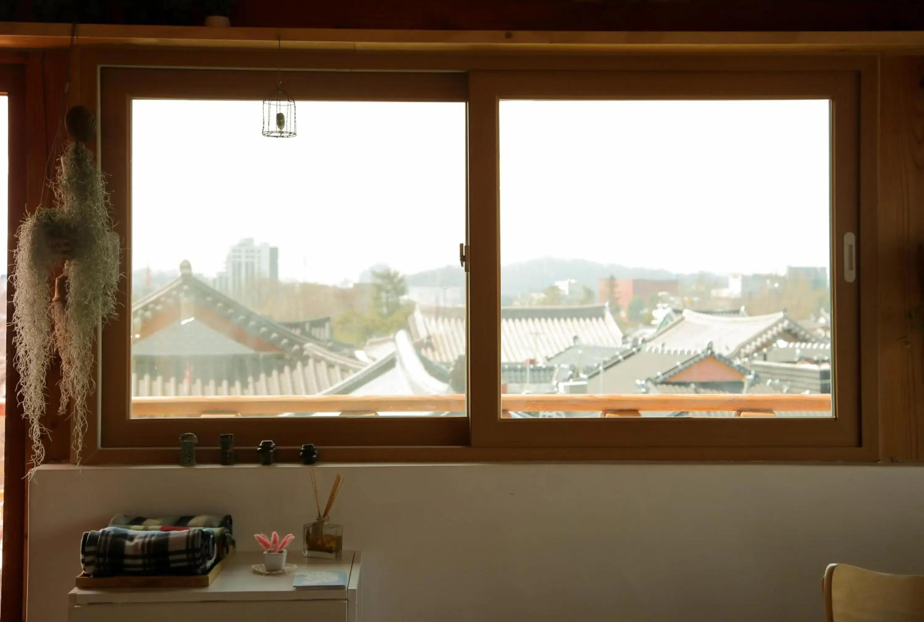 Landmark view in Laon Hanok Gguljam Landmark view in Laon Hanok Gguljam
