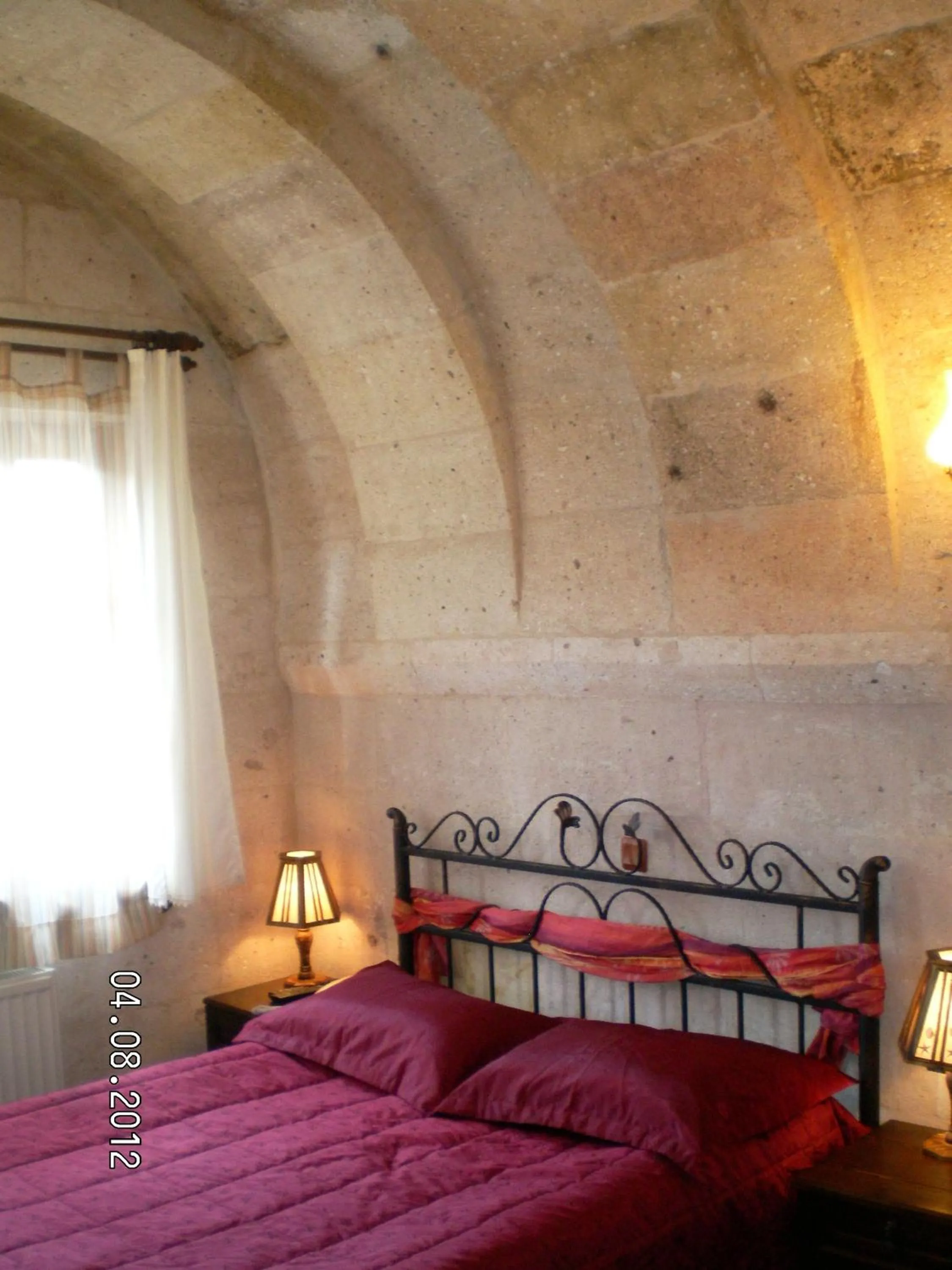 Bed in Nature Park Cave Hotel