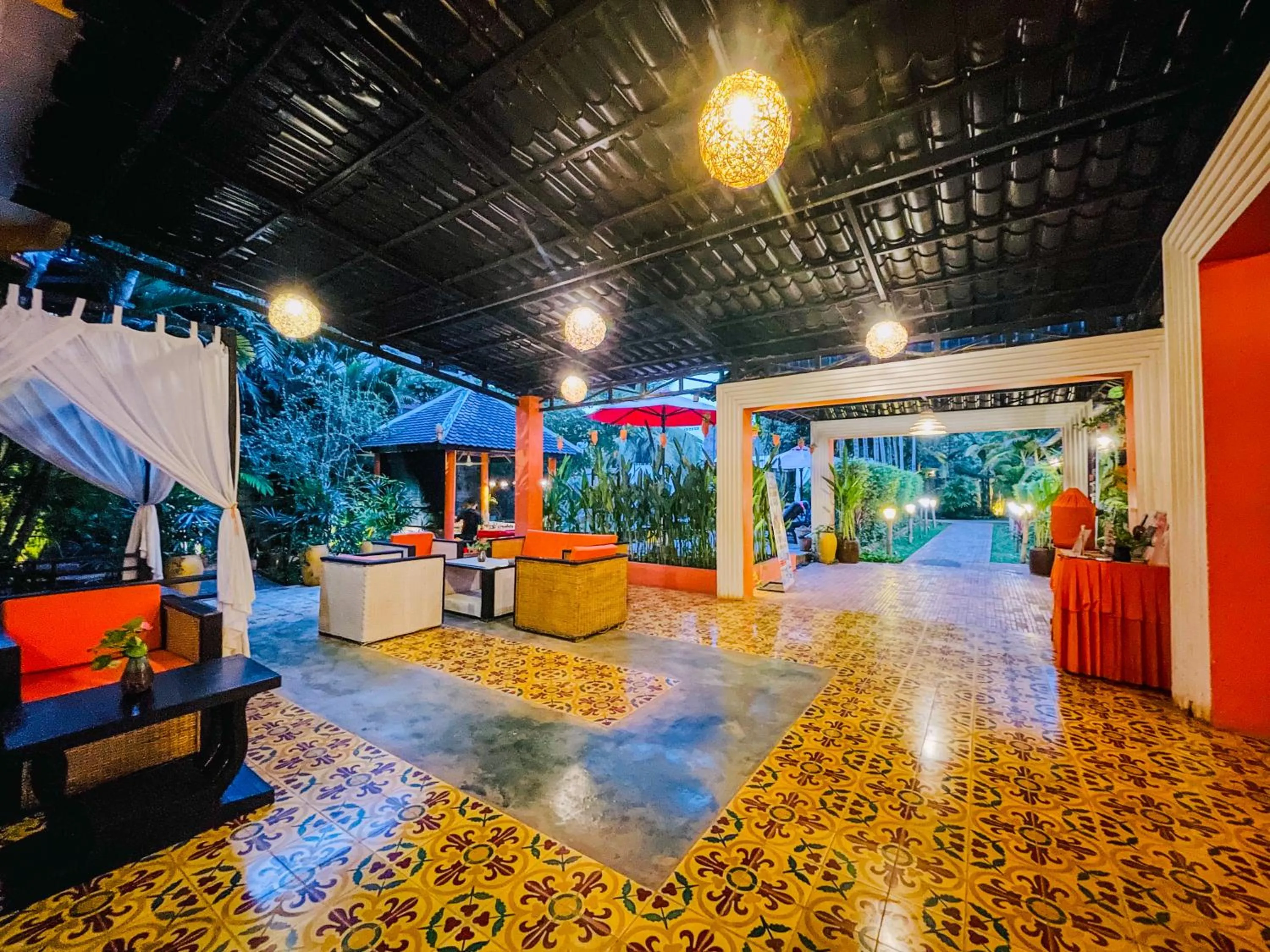 Lobby or reception in Central Privilege Hotel