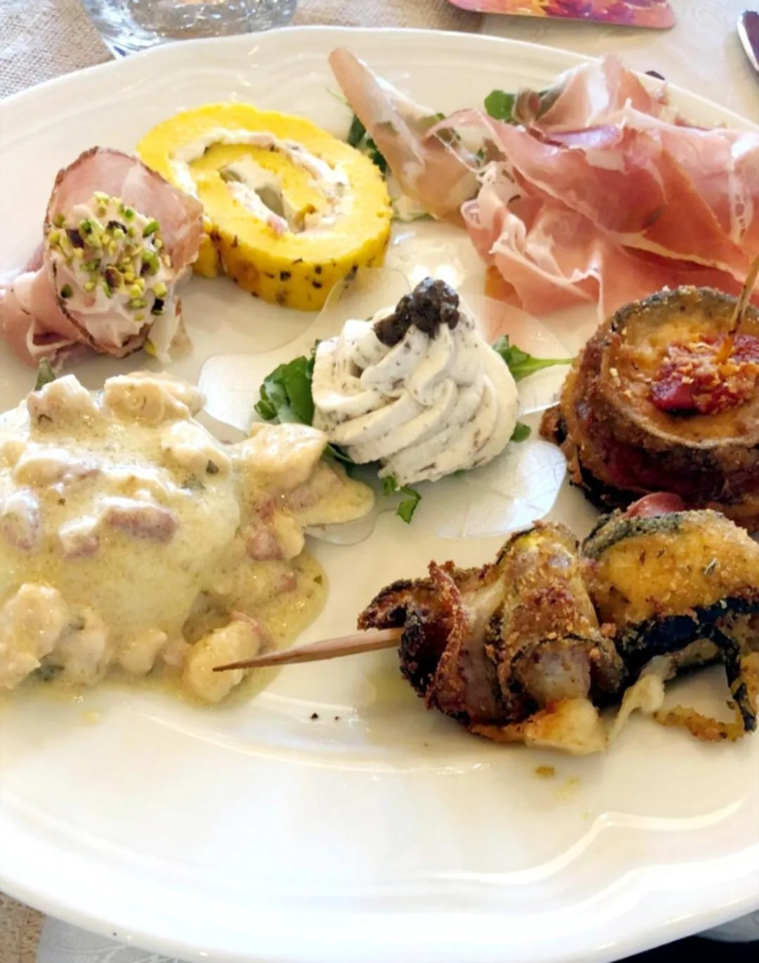 Food and drinks in AGRITURISMO iL PIOPPETO