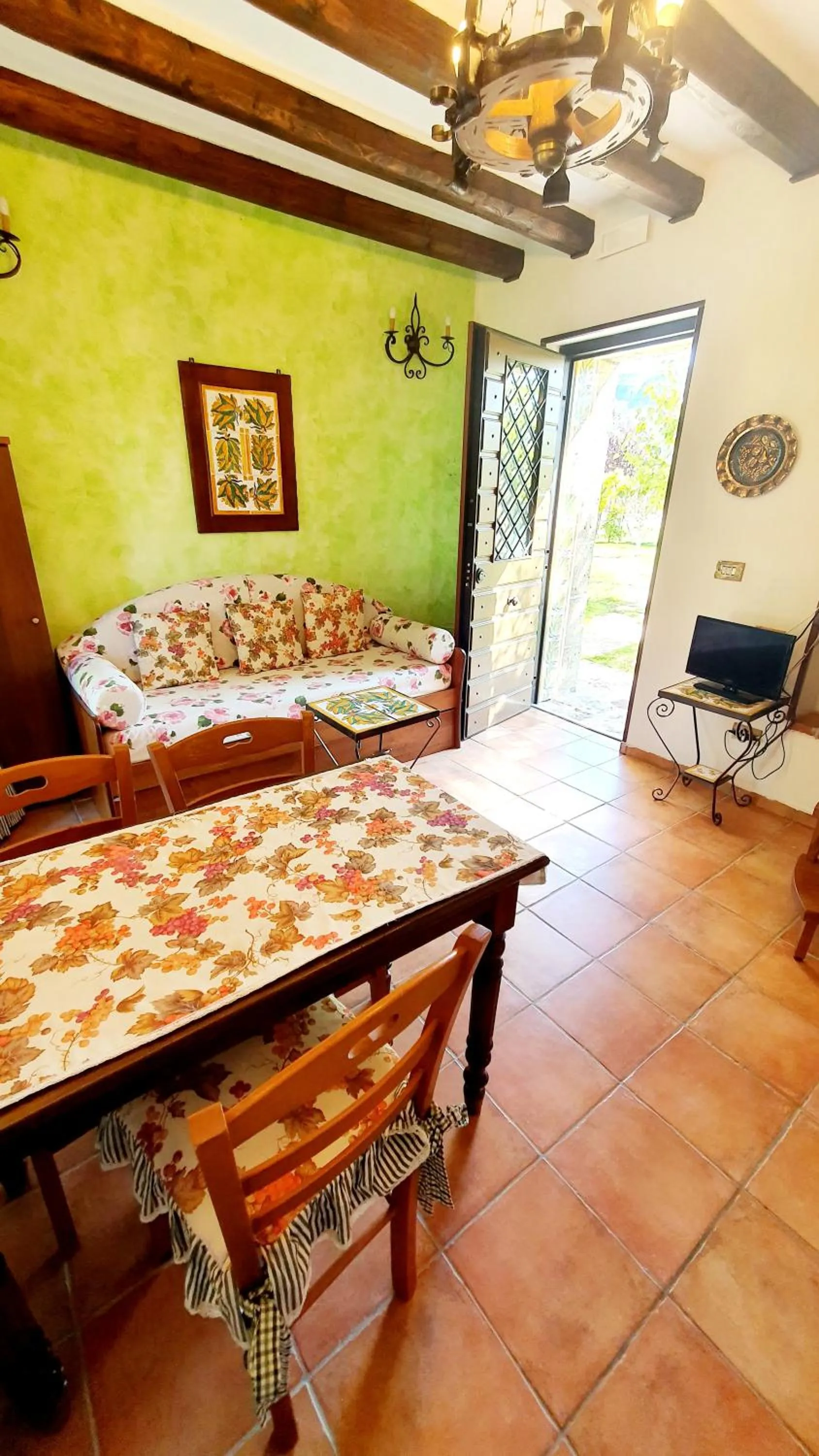 Dining area, Bed in AGRITURISMO iL PIOPPETO