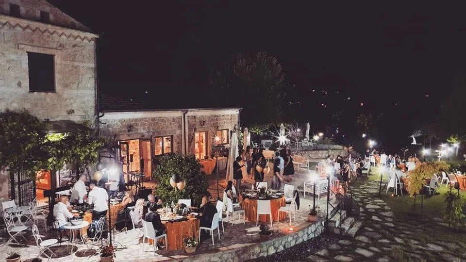 Garden view in AGRITURISMO iL PIOPPETO