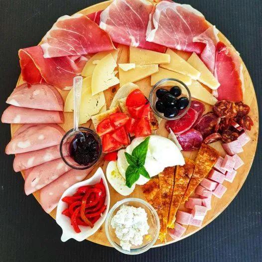 Food and drinks in AGRITURISMO iL PIOPPETO