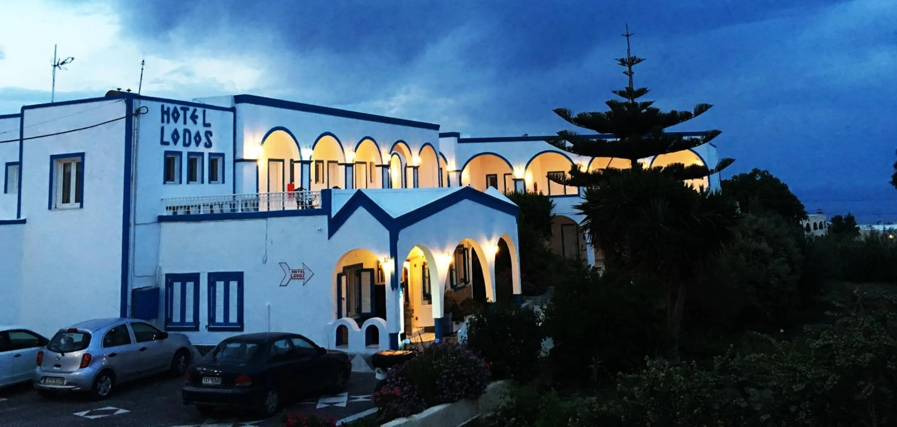 Facade/entrance in Hotel Lodos