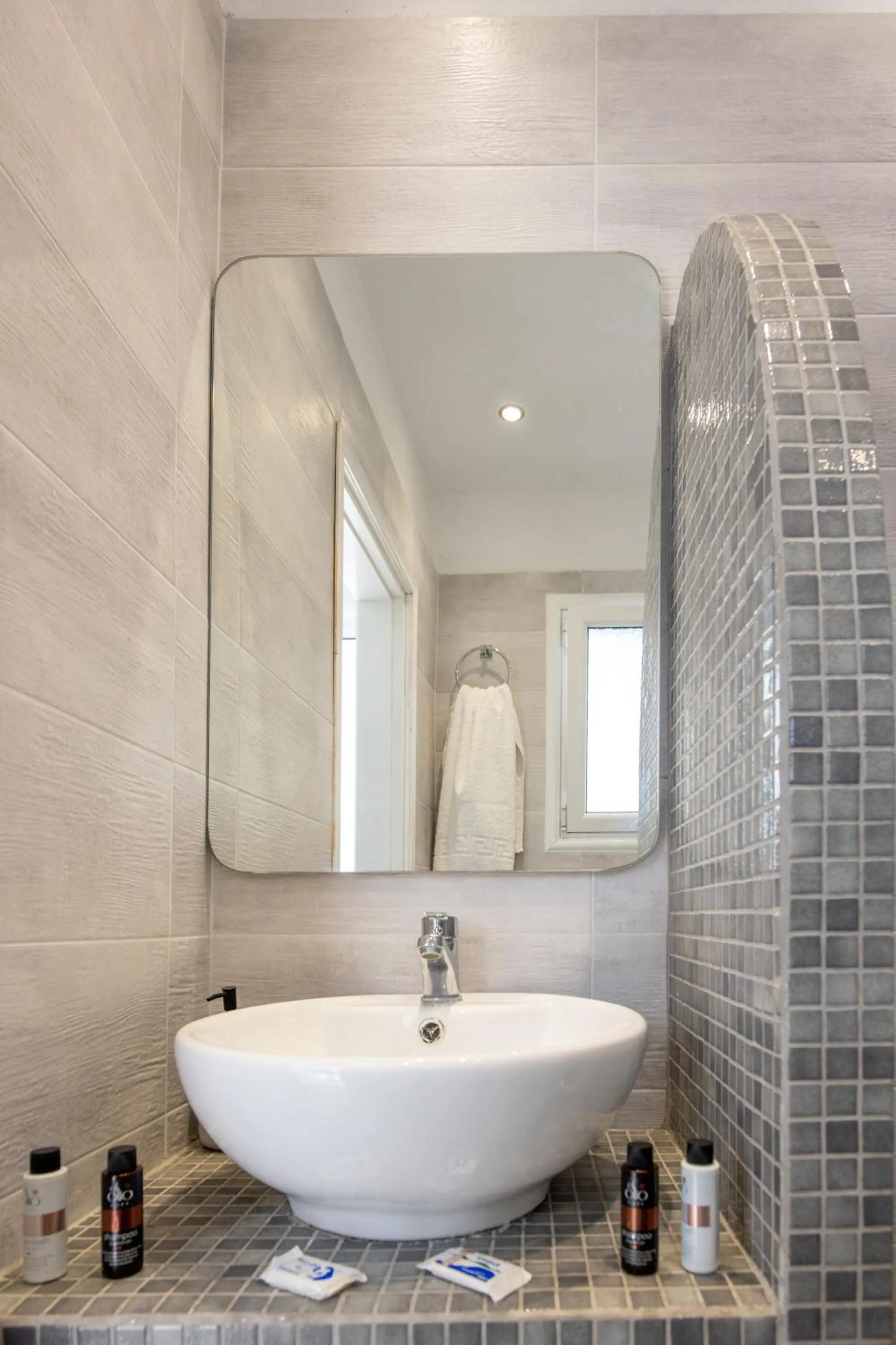 Bathroom in Hotel Lodos