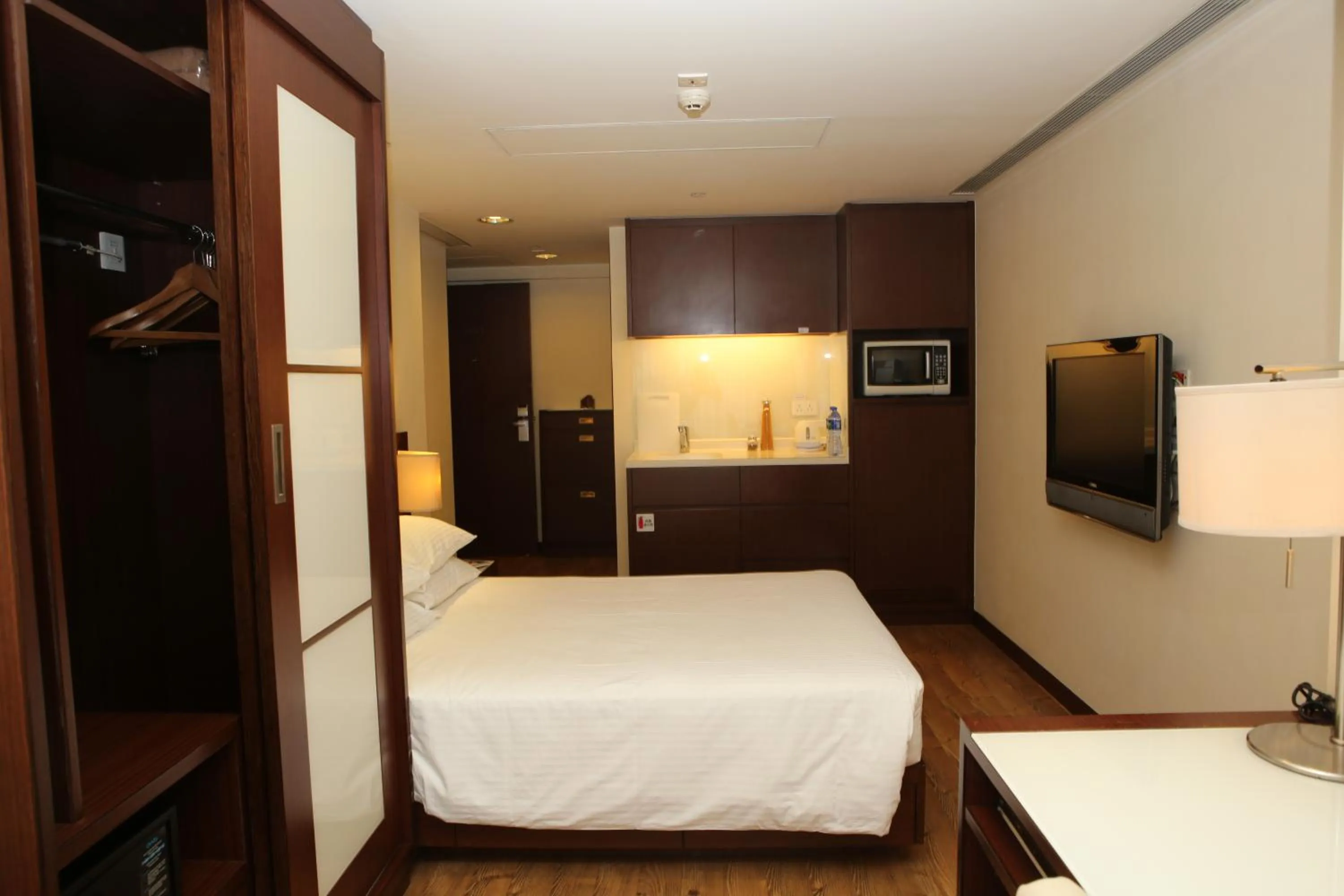 Photo of the whole room in 218 Apartment