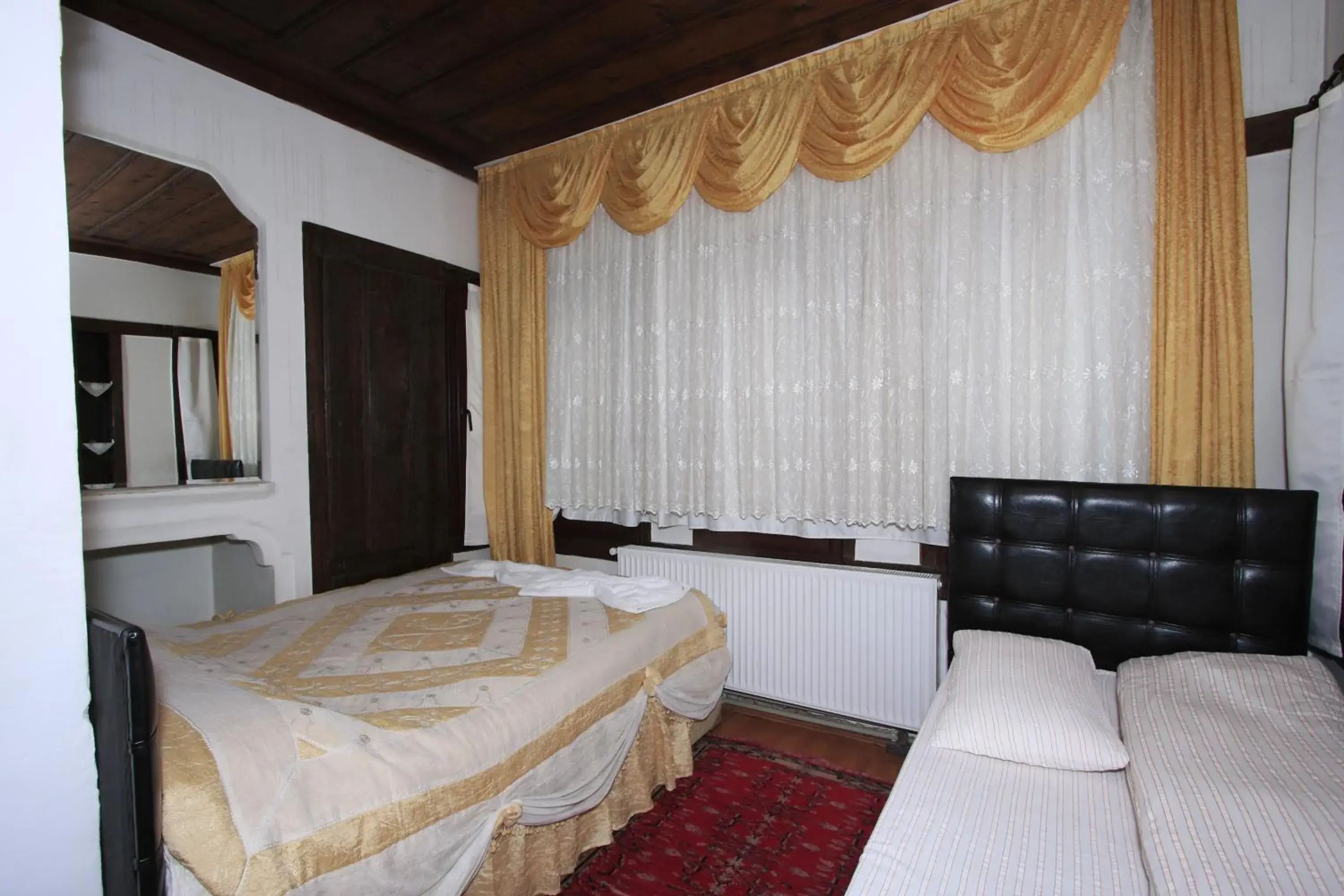 Double or Twin Room in Efe Guest House Double or Twin Room in Efe Guest House