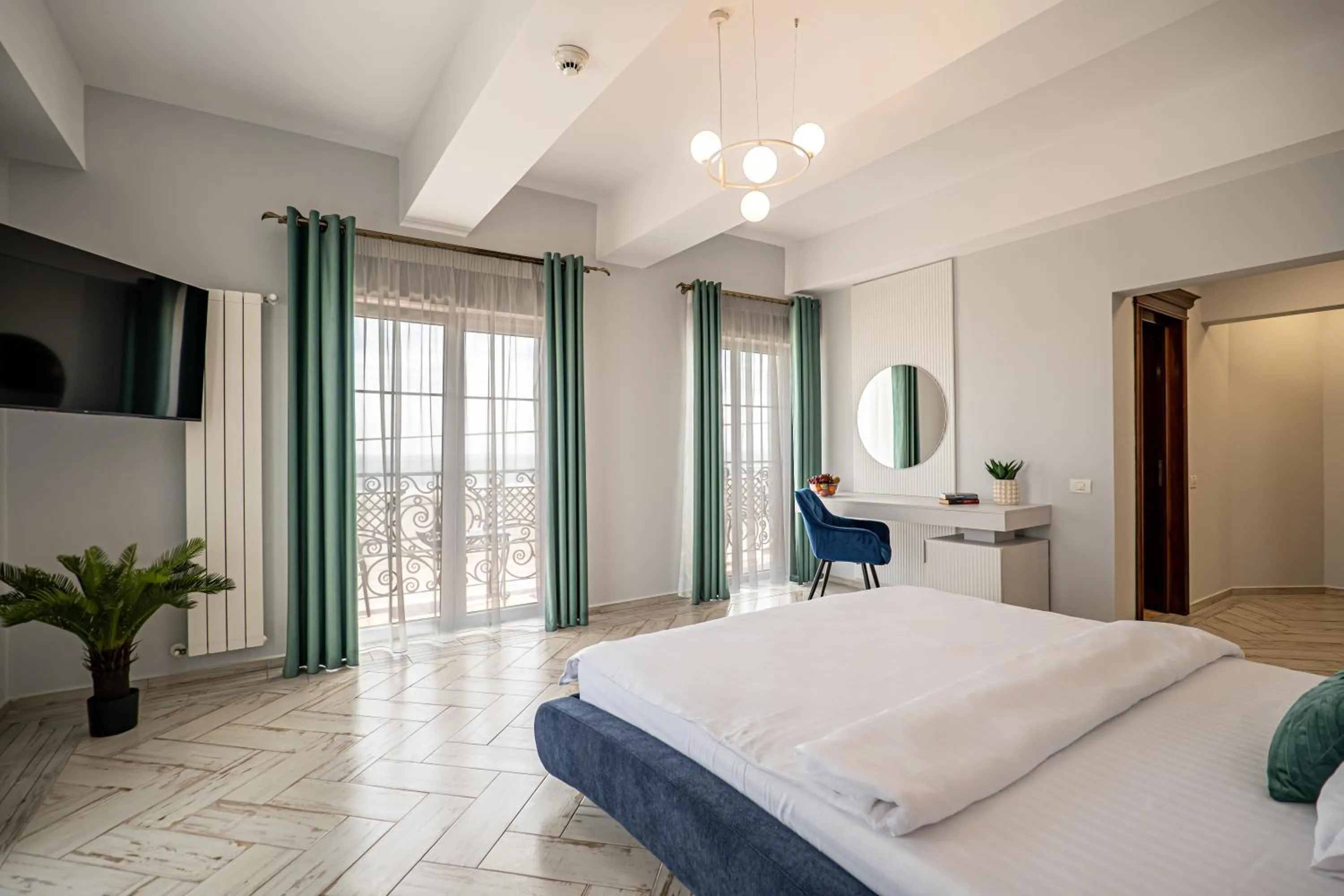 Double Room with Balcony and Sea View in Hotel Ges