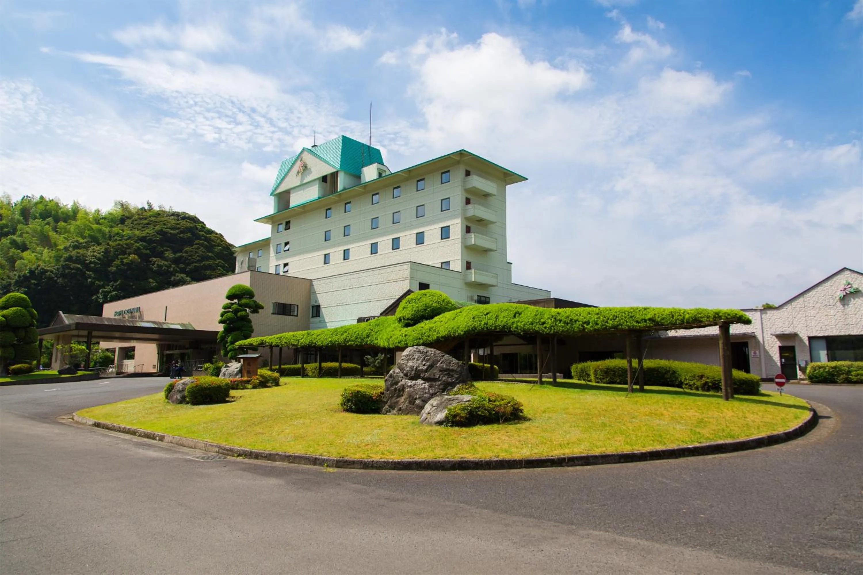 Facade/entrance in Hotel Green Hill Kagoshima
