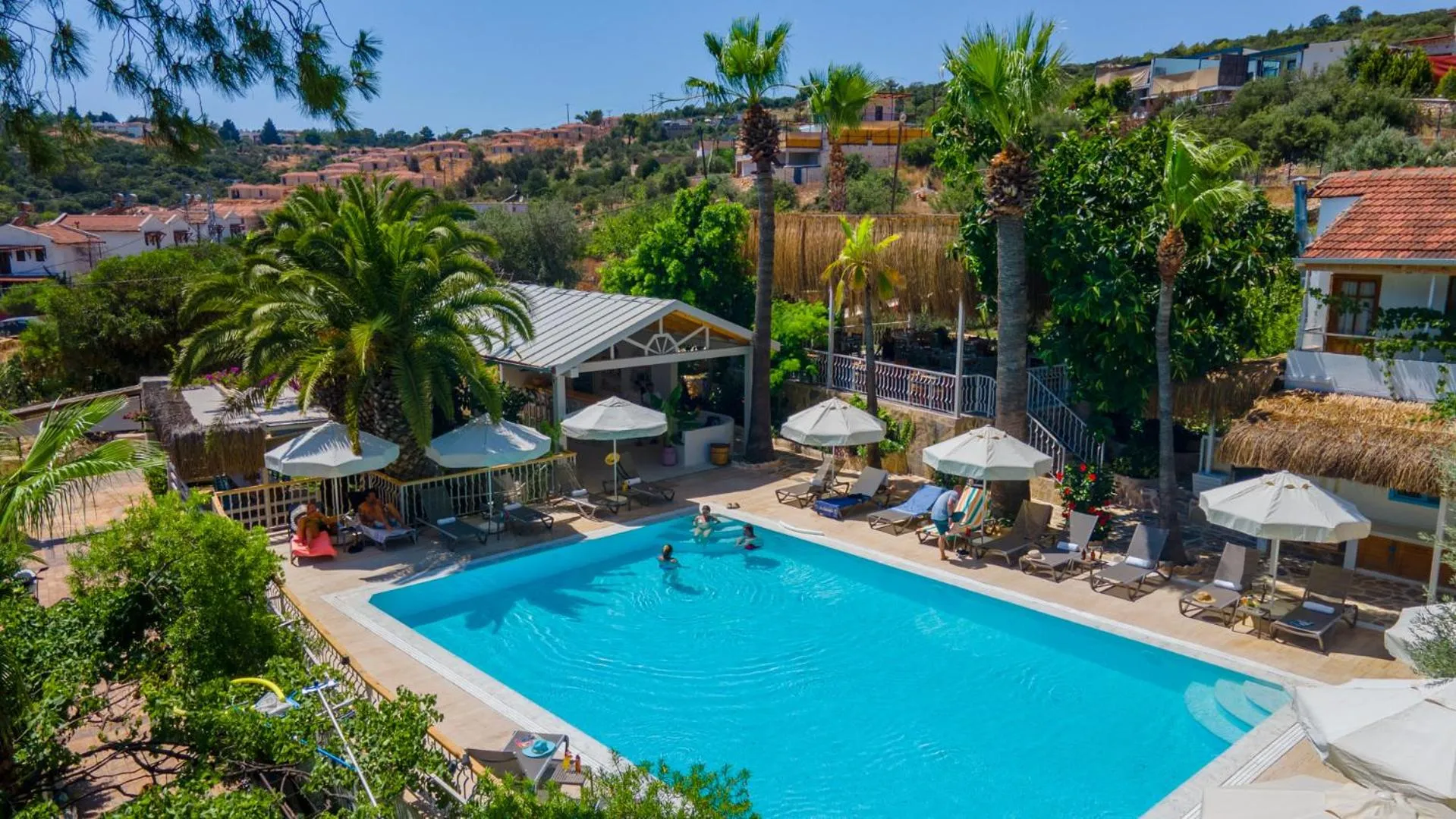 Golden Lighthouse Hotel