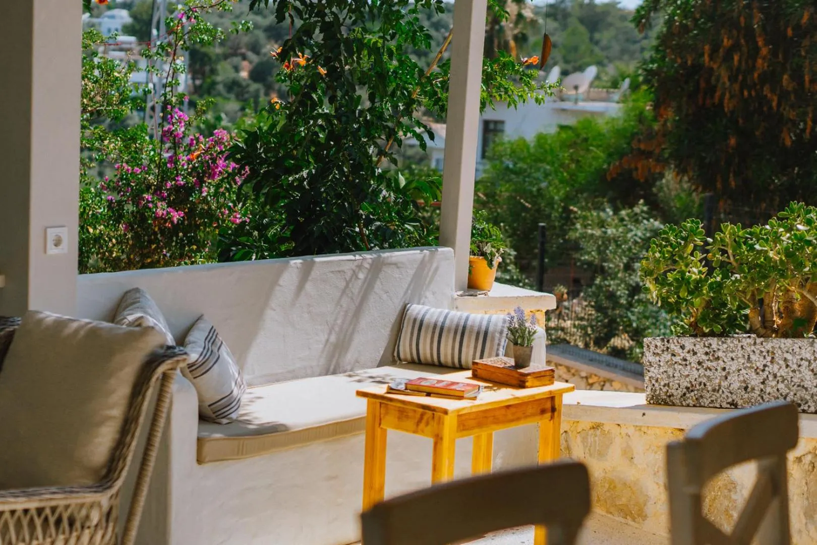 Golden Lighthouse Hotel