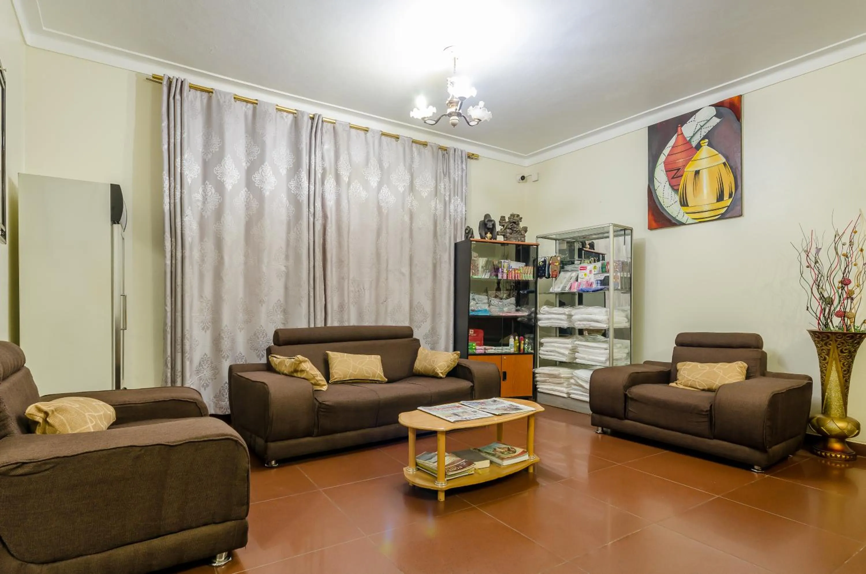 Lobby or reception in Victoria Travel Hotel