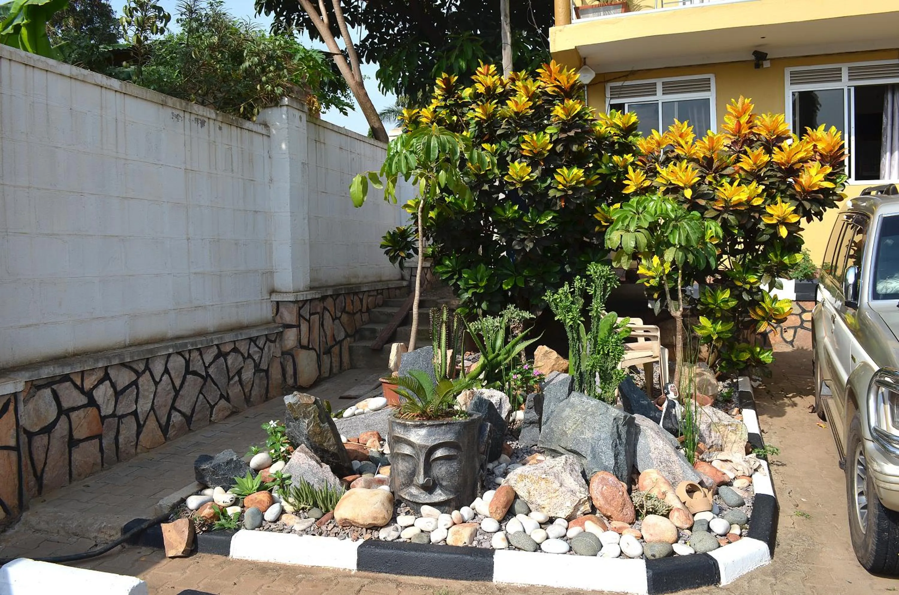 Other in Victoria Travel Hotel