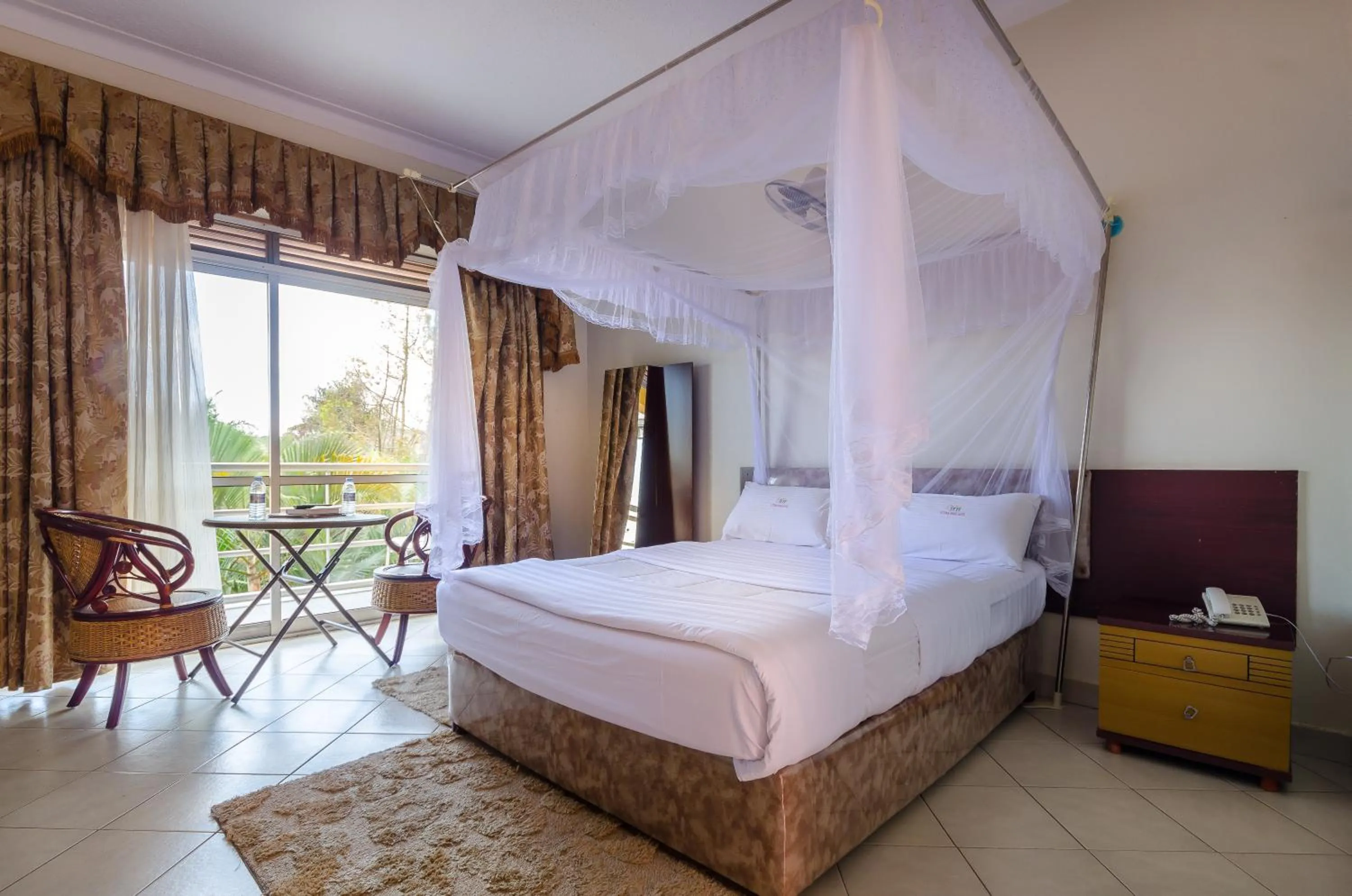 Seating area in Victoria Travel Hotel