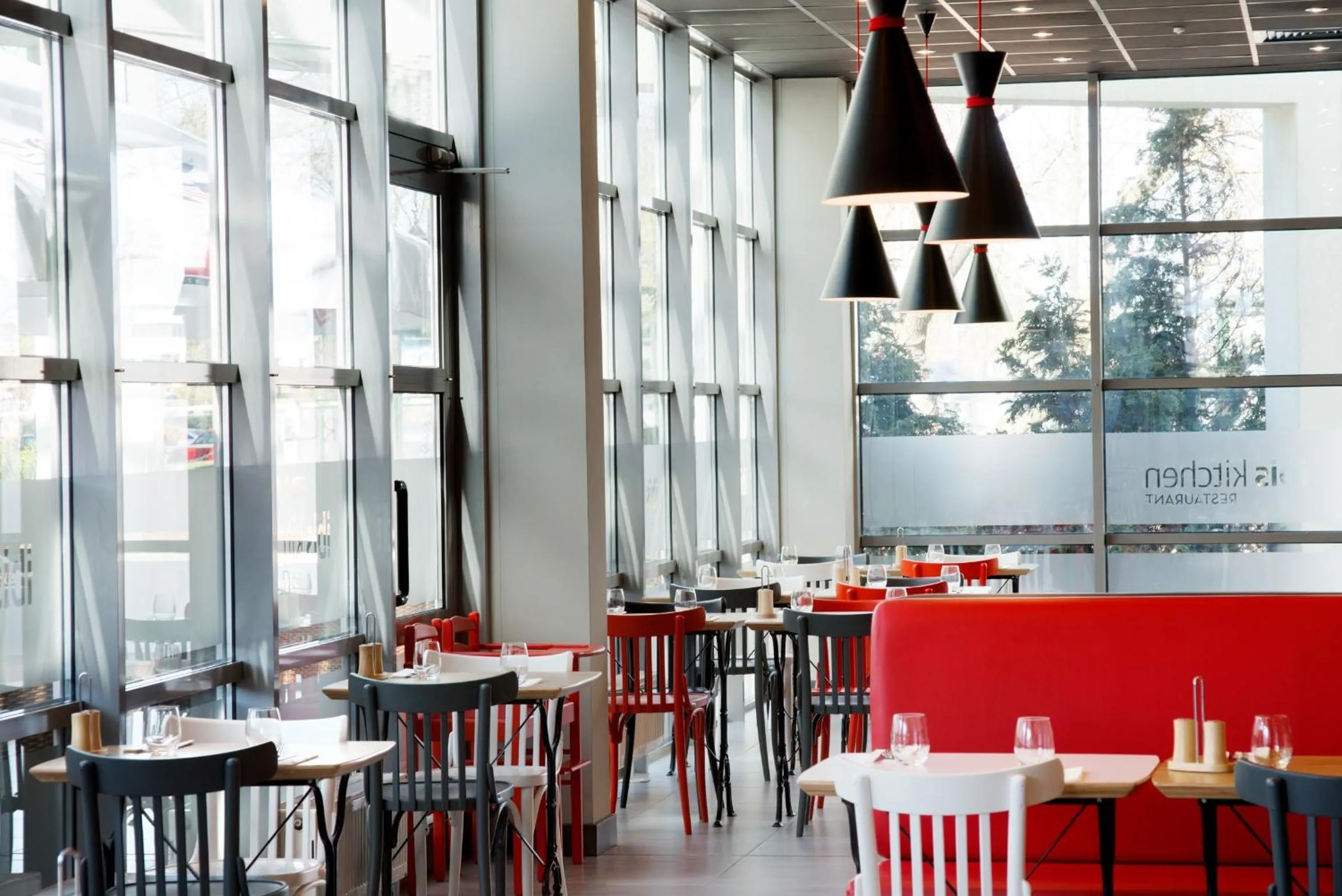 Restaurant/places to eat in Ibis Poznan Stare Miasto