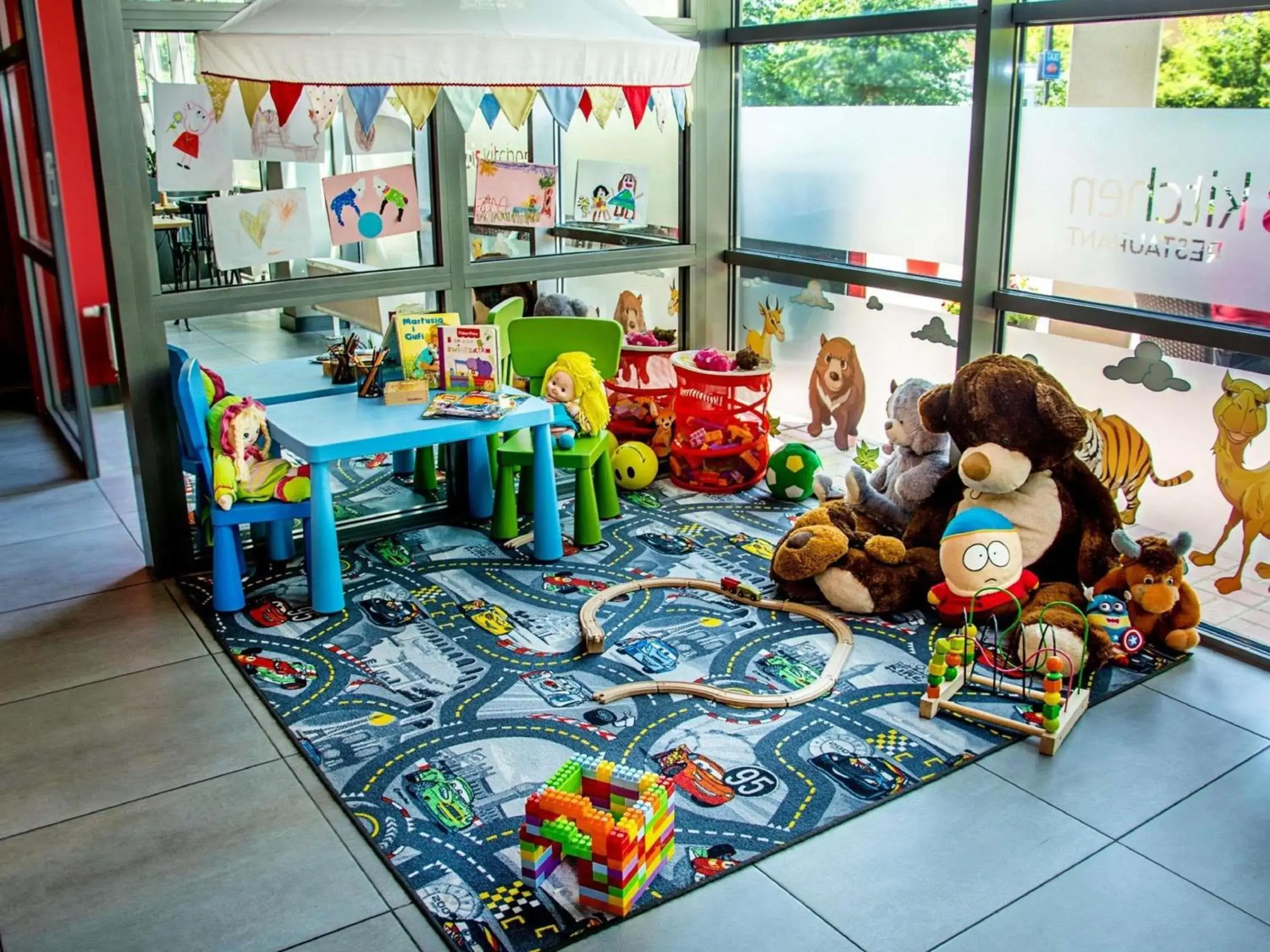 Property building in Ibis Poznan Stare Miasto Property building in Ibis Poznan Stare Miasto