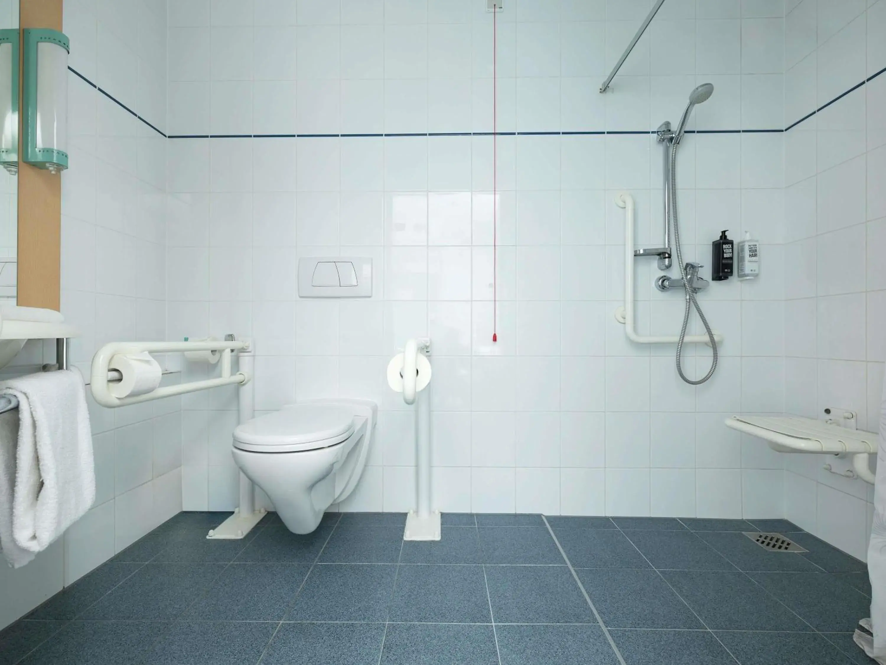 Bedroom in Ibis Poznan Stare Miasto Bedroom in Ibis Poznan Stare Miasto