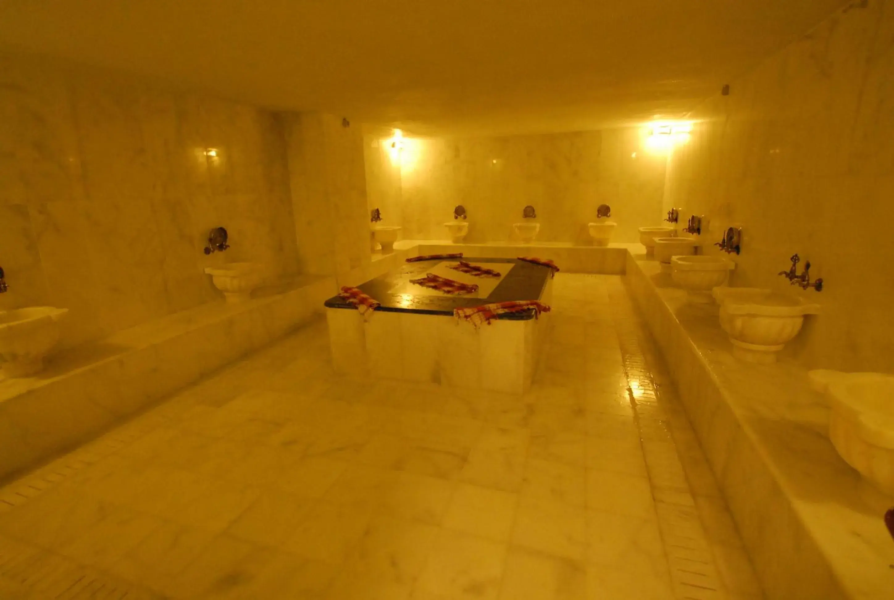 Spa and wellness centre/facilities in City Hotel Ankara Spa and wellness centre/facilities in City Hotel Ankara
