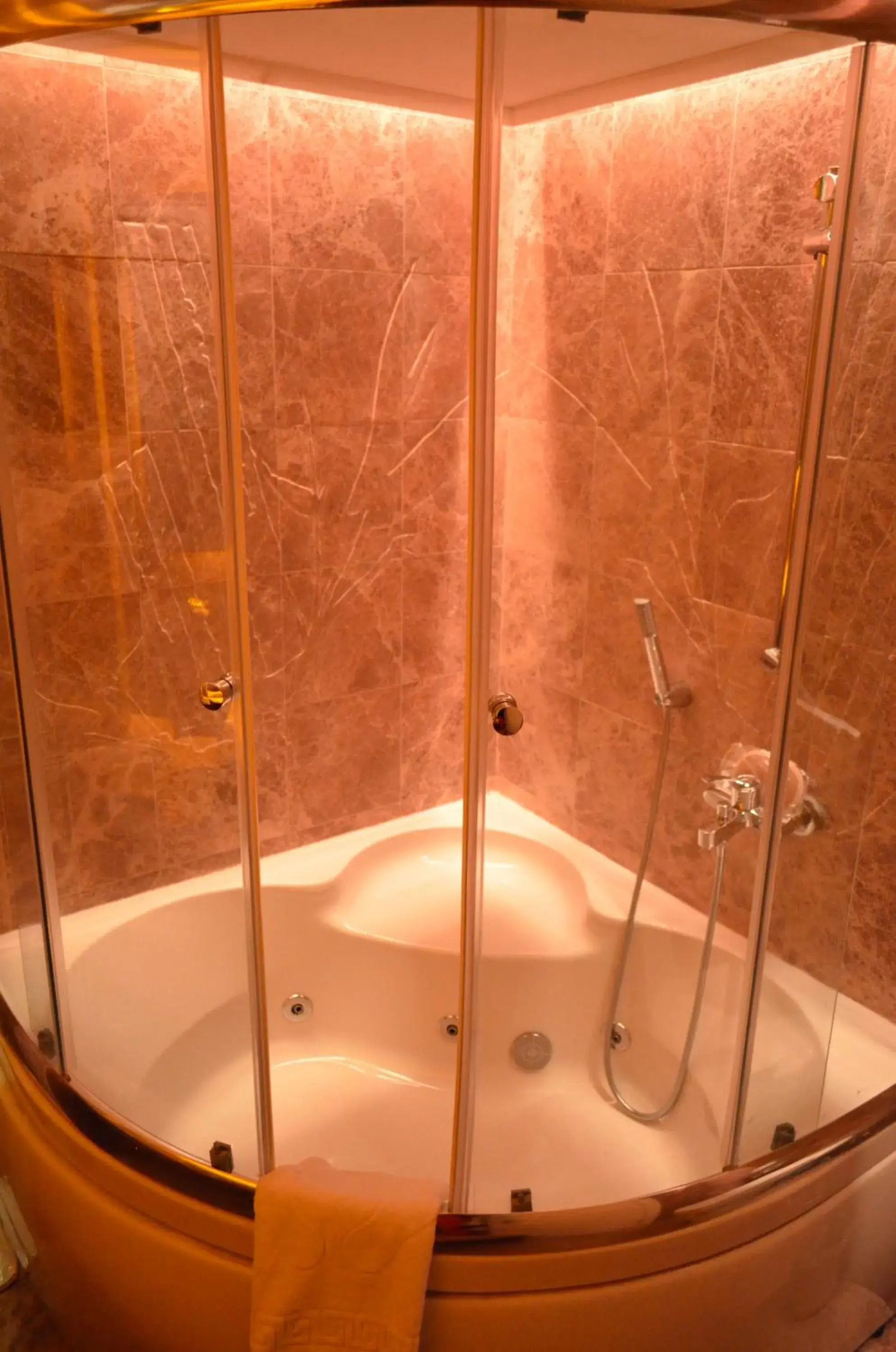 Bathroom in City Hotel Ankara Bathroom in City Hotel Ankara