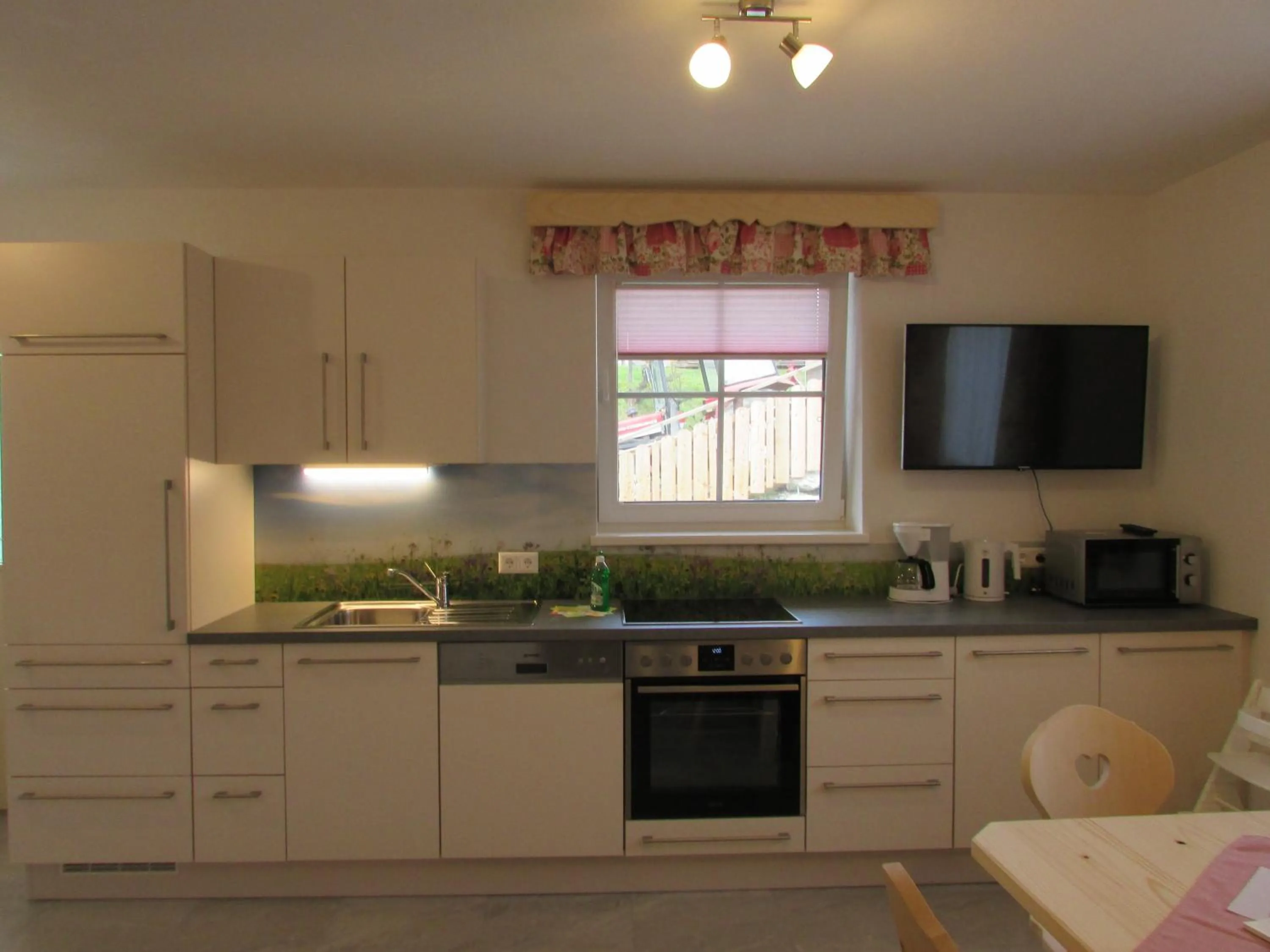 Three-Bedroom Apartment "Krauterhexe" in Ferienwohnungen Maderebner